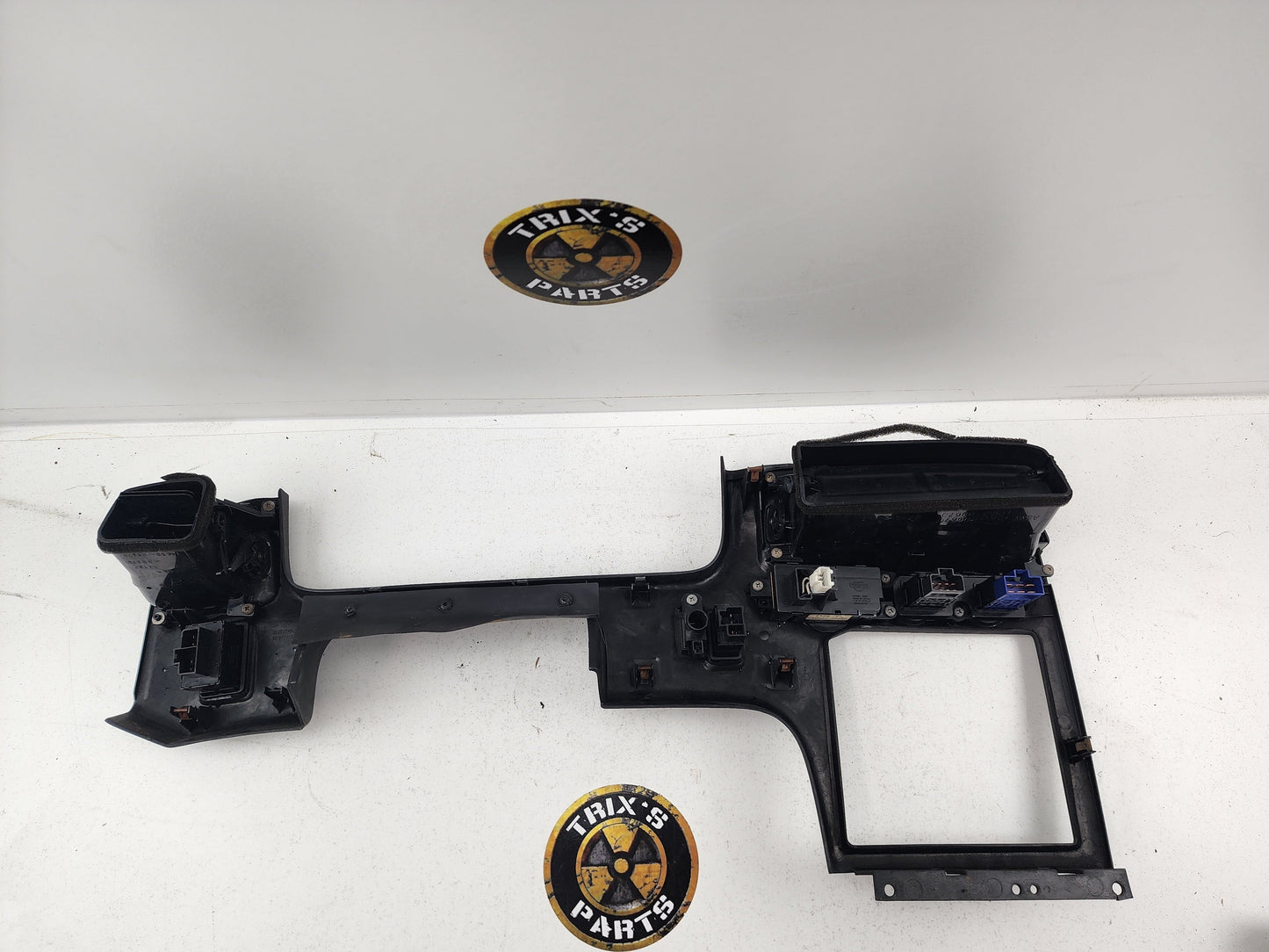 Excellent Condition S2 R33 Dash Surround