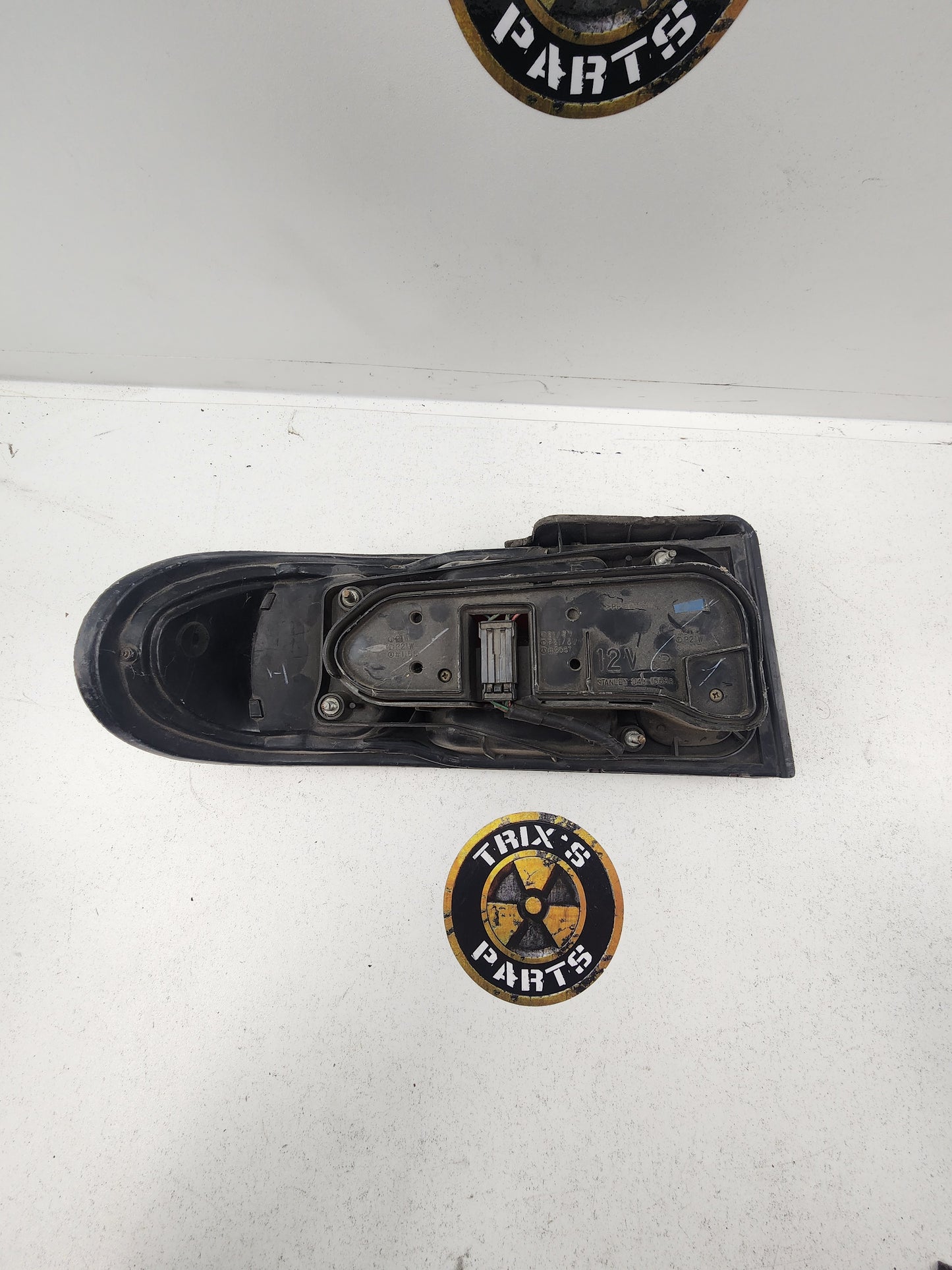 Standard 92-97 Lancer Evo 2 Tail Light Driver Side Good Condition