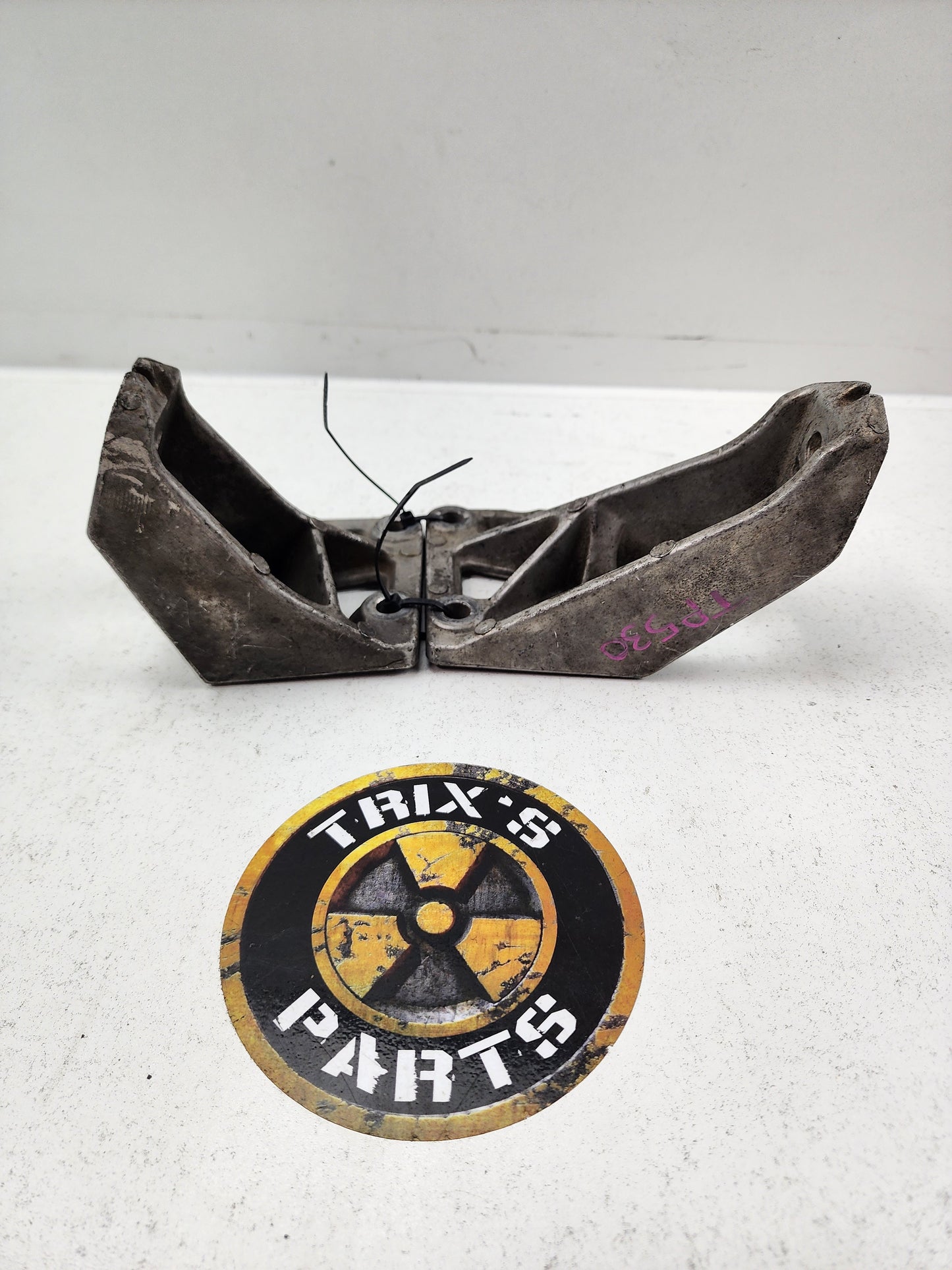 Alloy Rb25 Engine Mount Bracket Pair