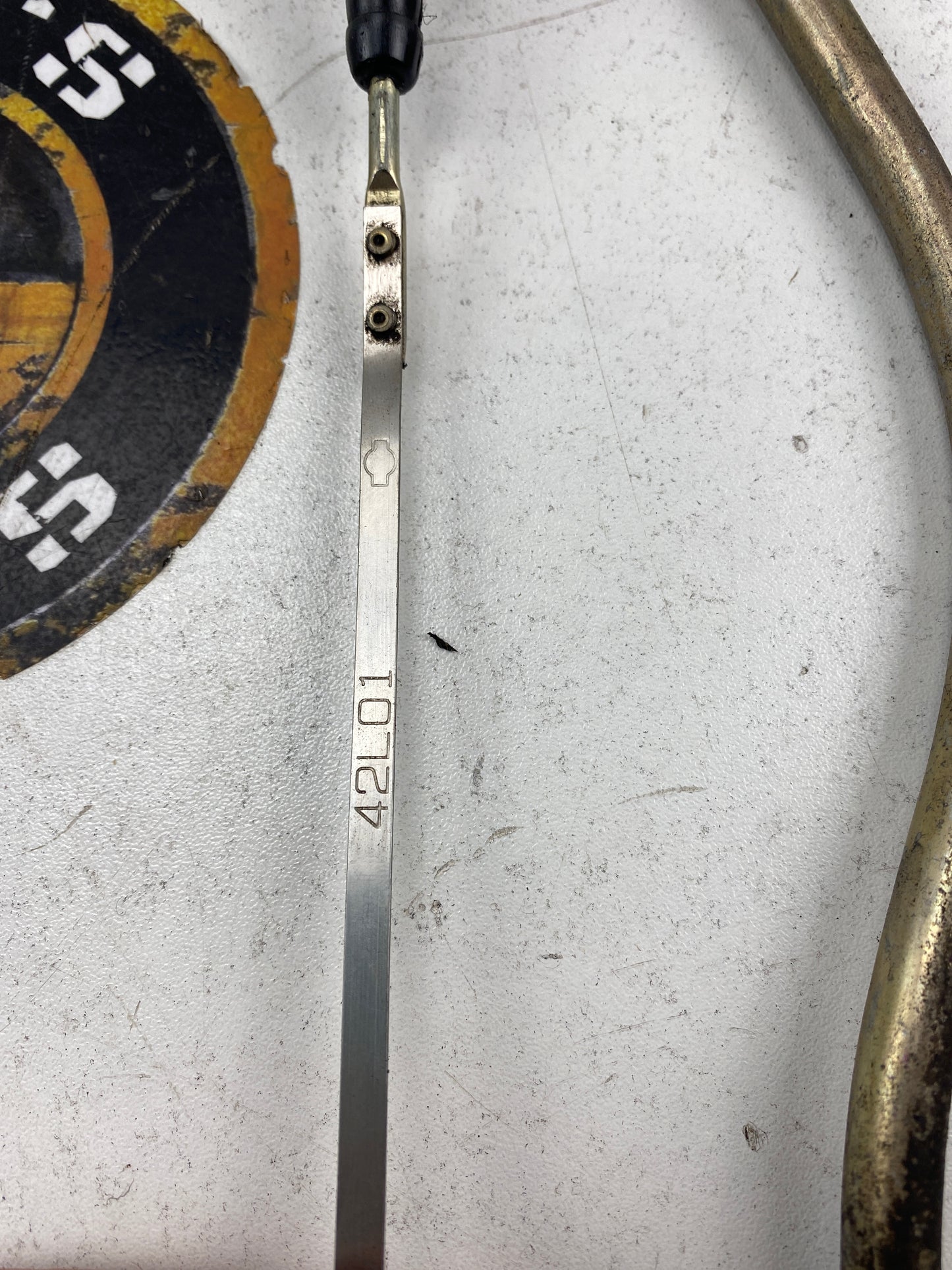 42L01 dip stick and Tube RB20