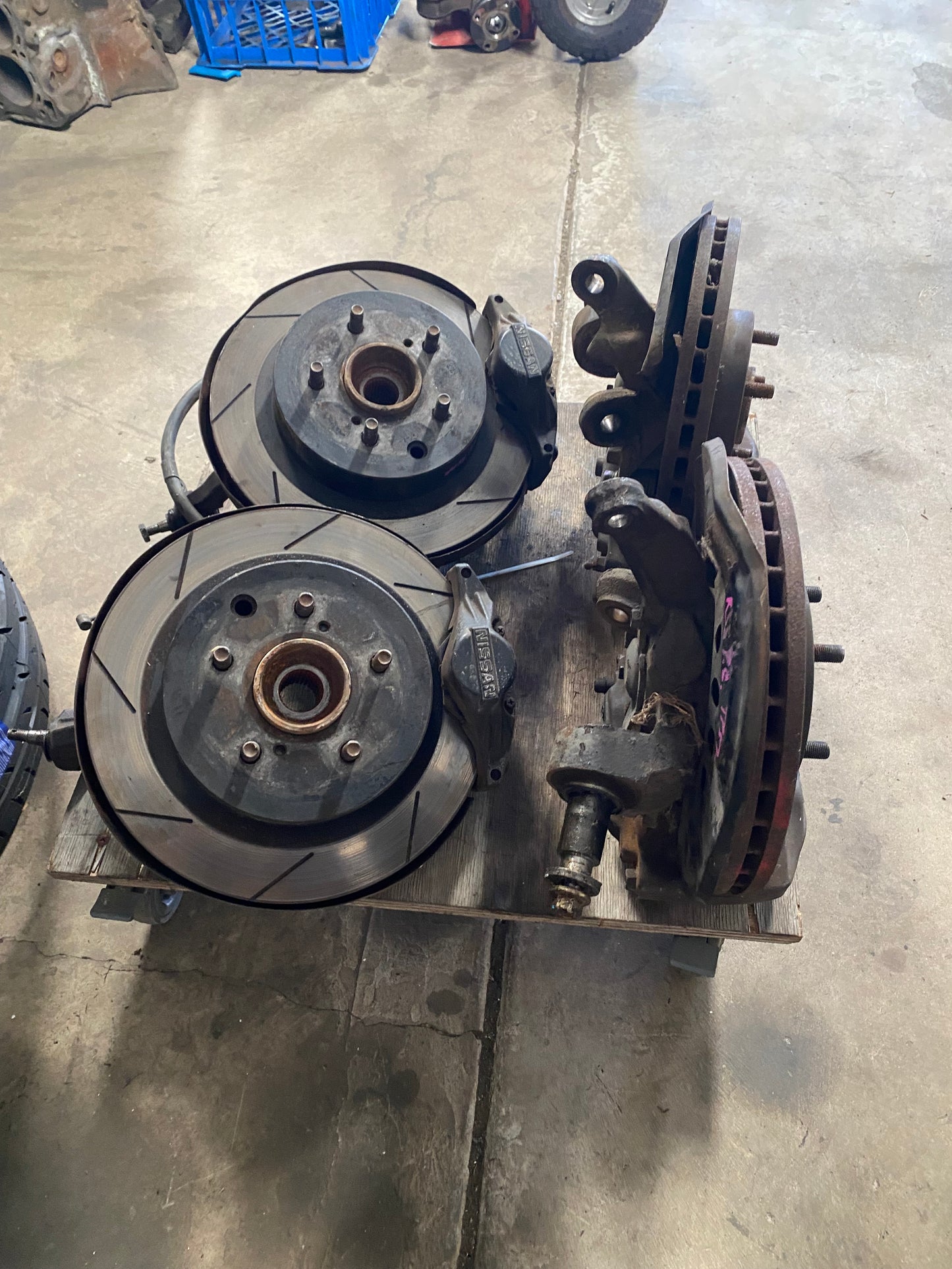 R33 5 stud conversion with DET Brakes Fronts only