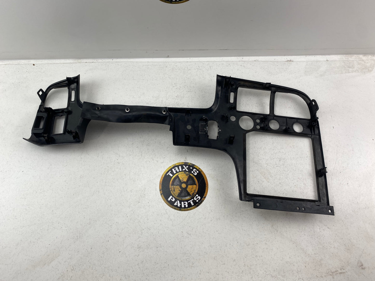 R33 Dash Centre Surround *Damaged*