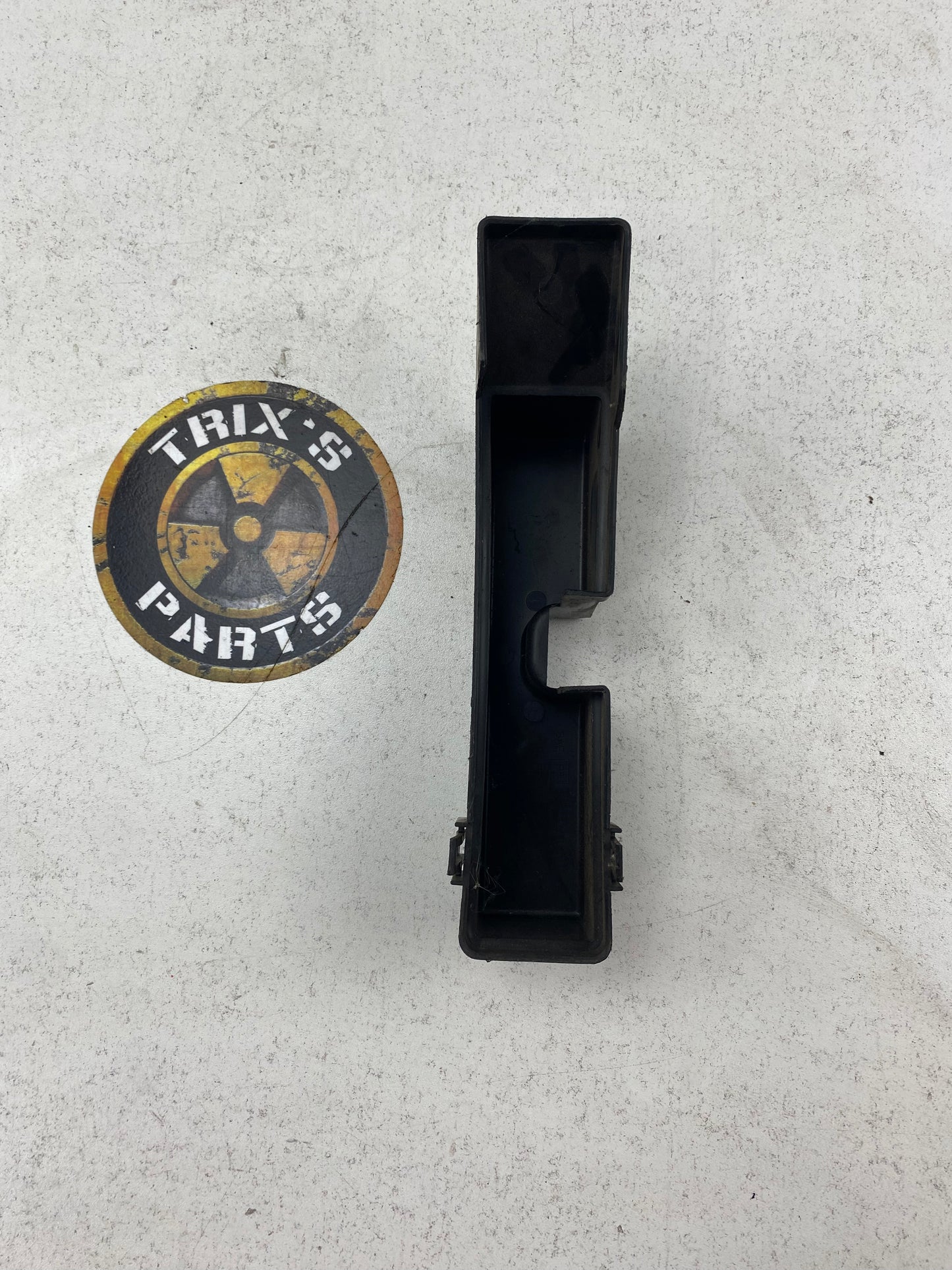 R33 Coupe Rear (Boot) Fuse Box Lid