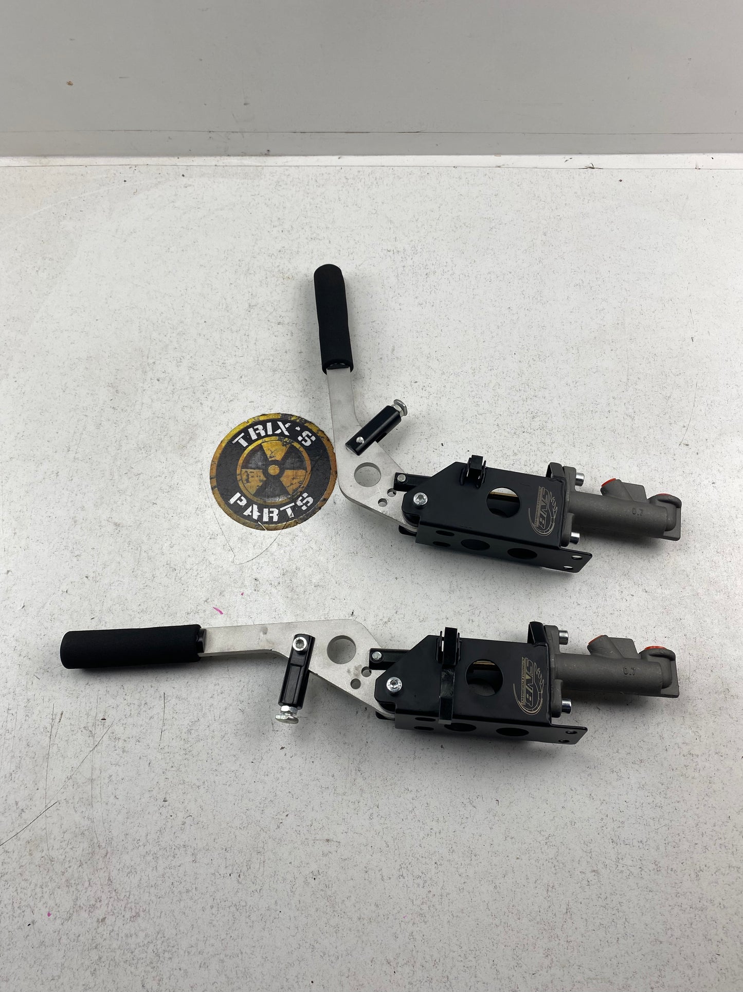 Hydro handbrake