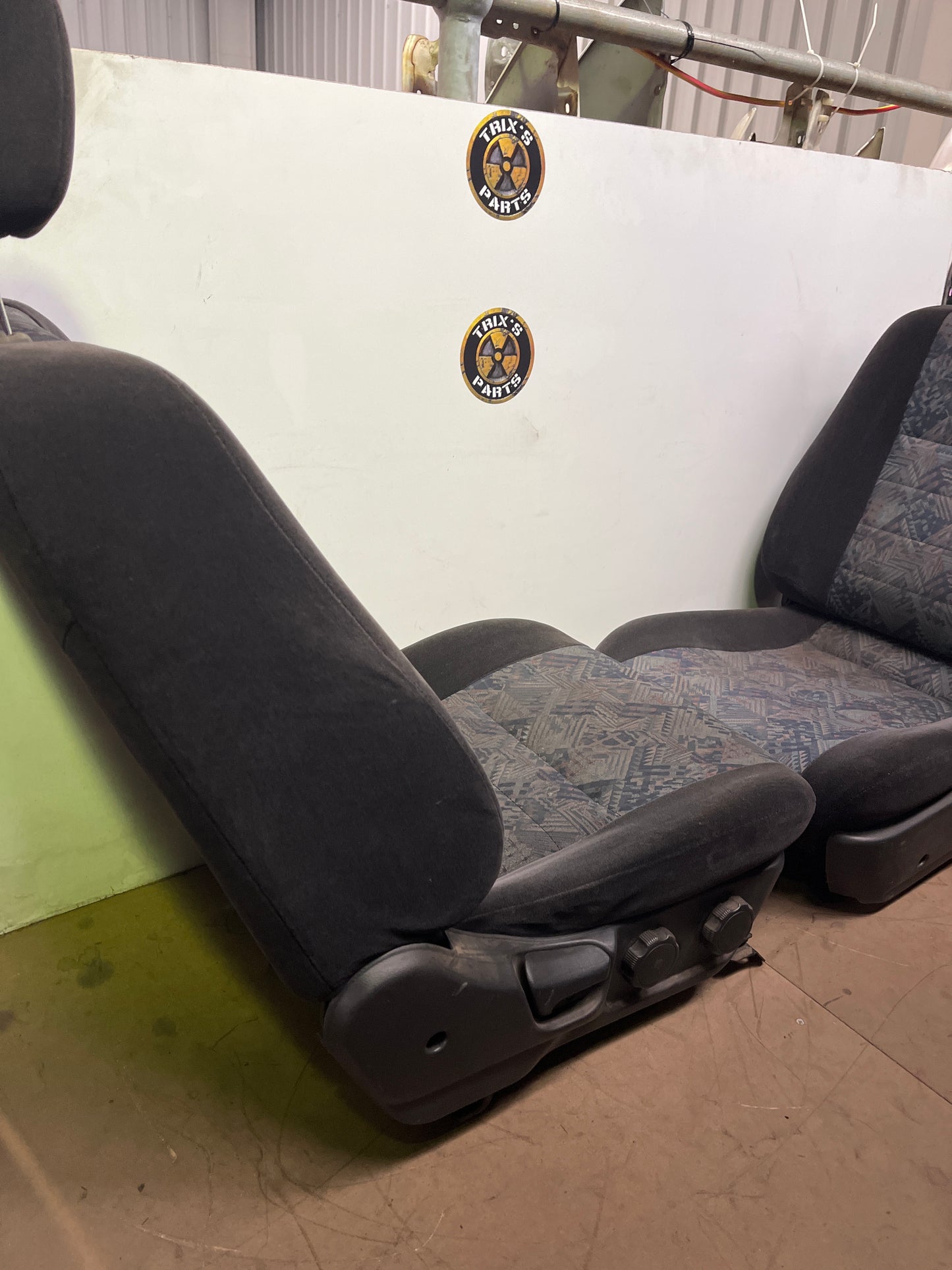 Standard Front Seats With Rails Pair - S1 C34 Stagea