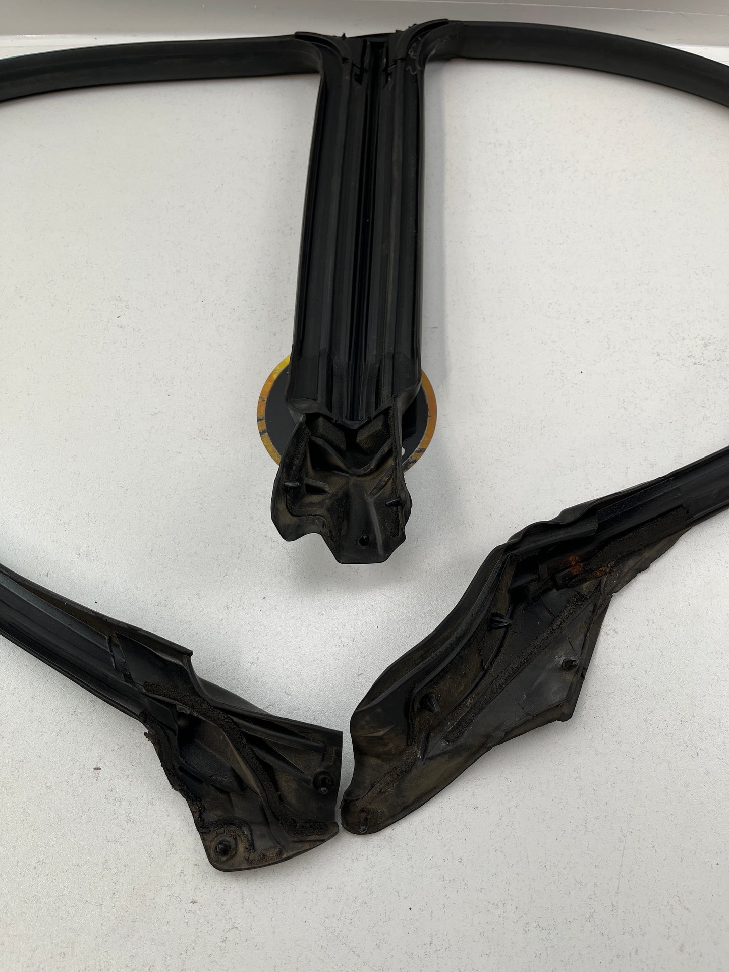 Used Rubber B Pillar Driver Side Door Seal For C34 Stagea