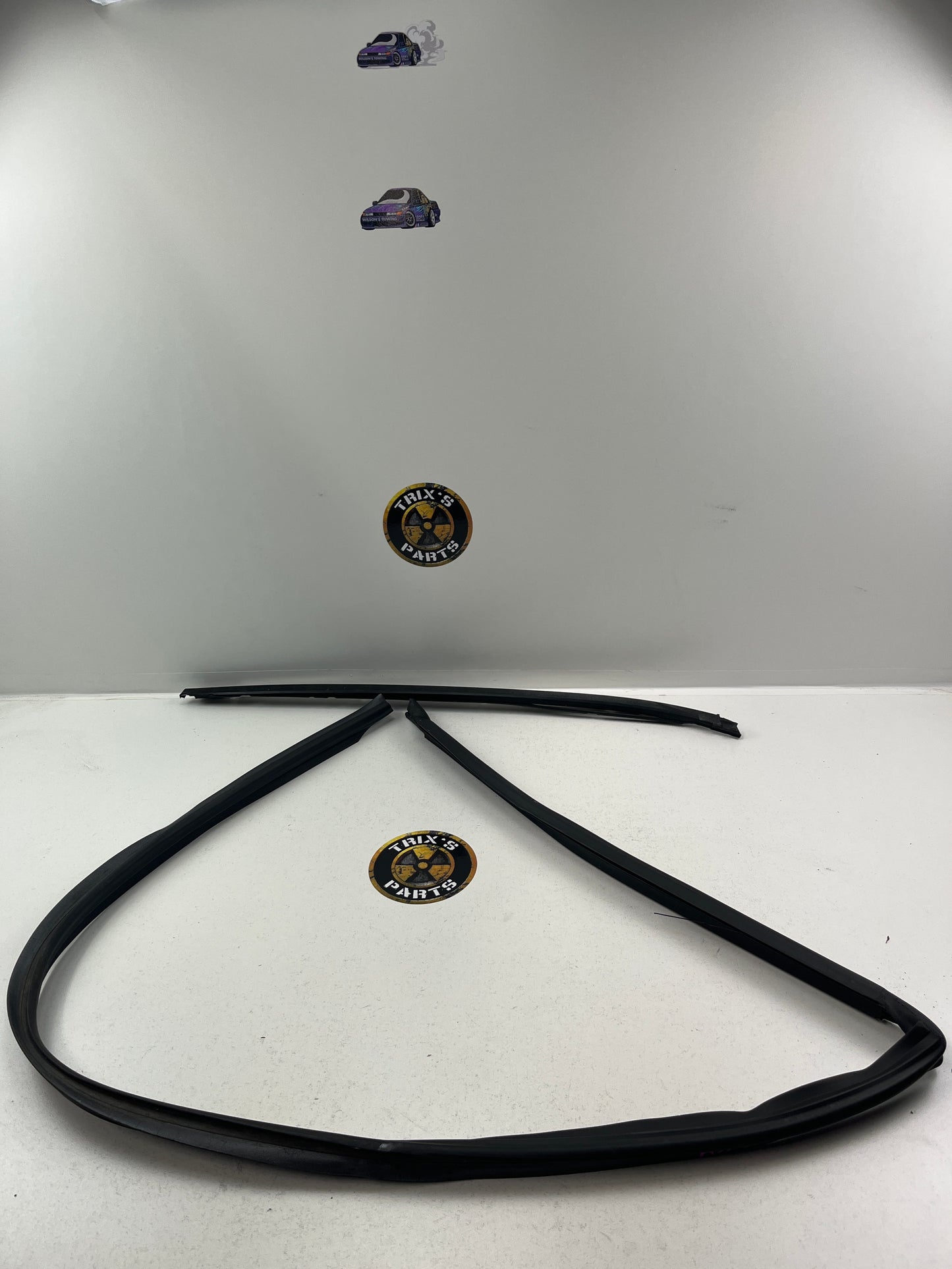 Used Rubber And Metal Weather Strip - Passenger Side Door Seal For R33 Skyline Sedan