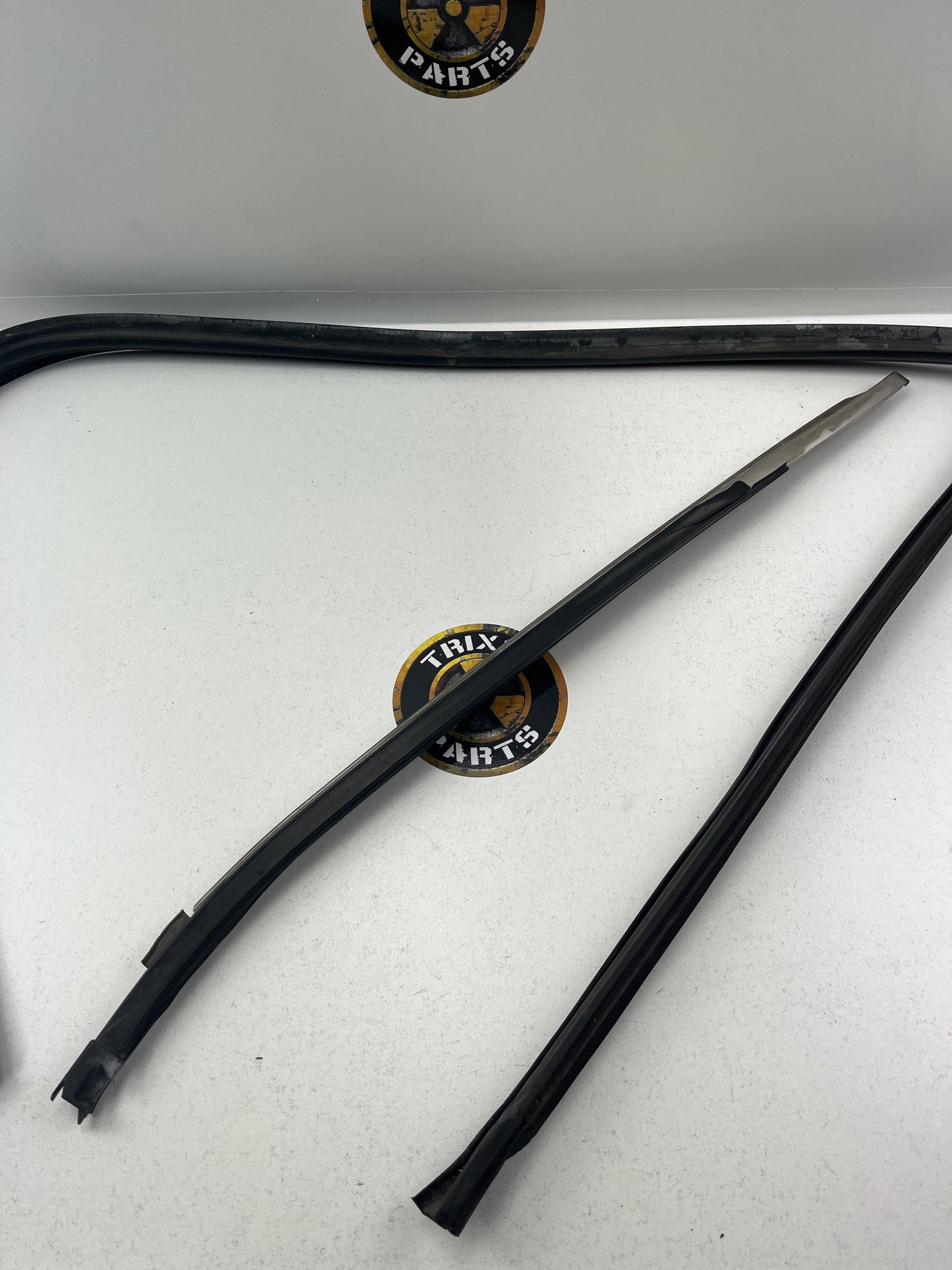 Used Rubber And Metal Weather Strip - Driver Side Door Seal For R33 Skyline Sedan