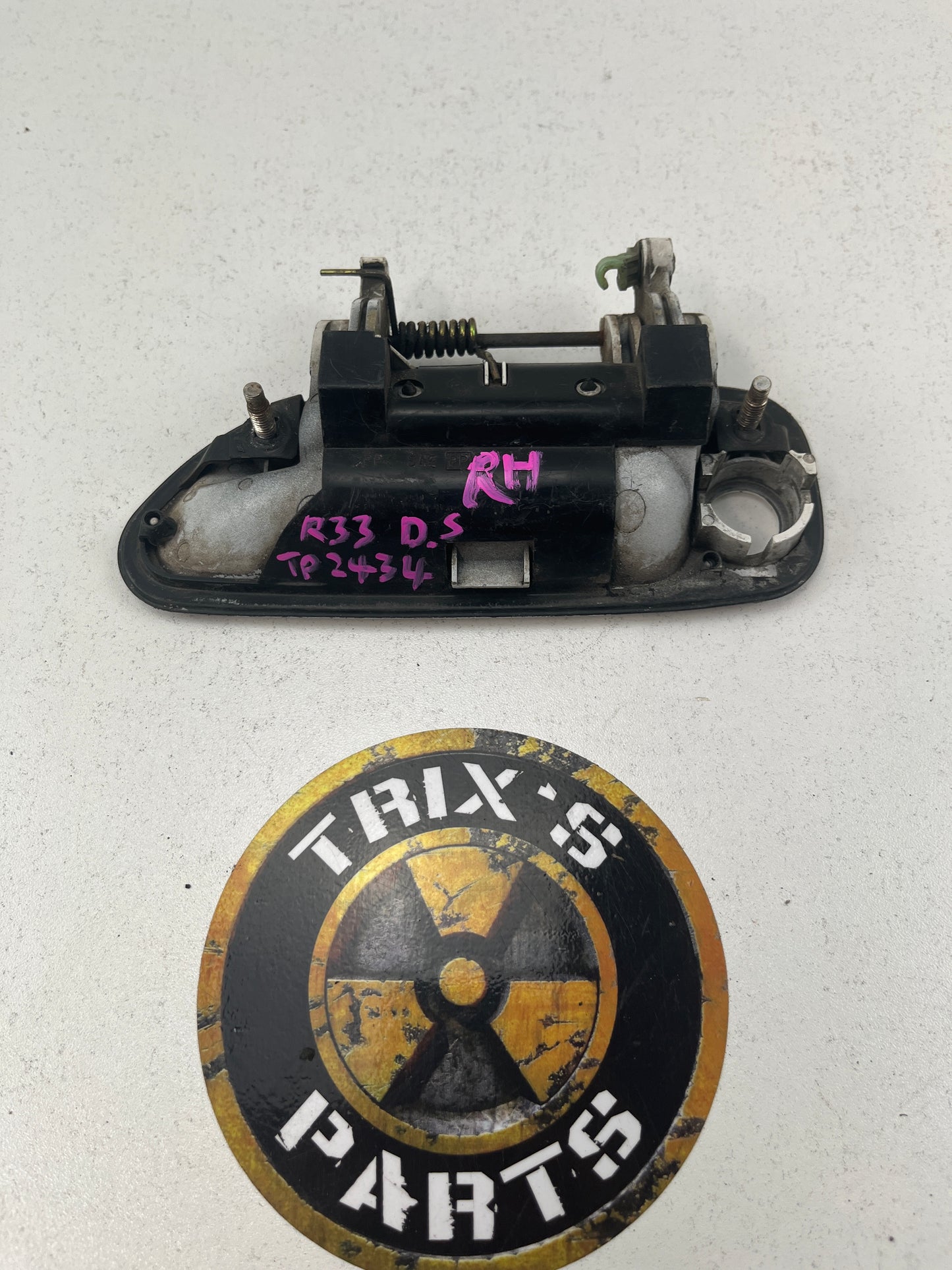 Standard Driver Side External Door Handle to Suit Nissan R33 Skyline Coupe