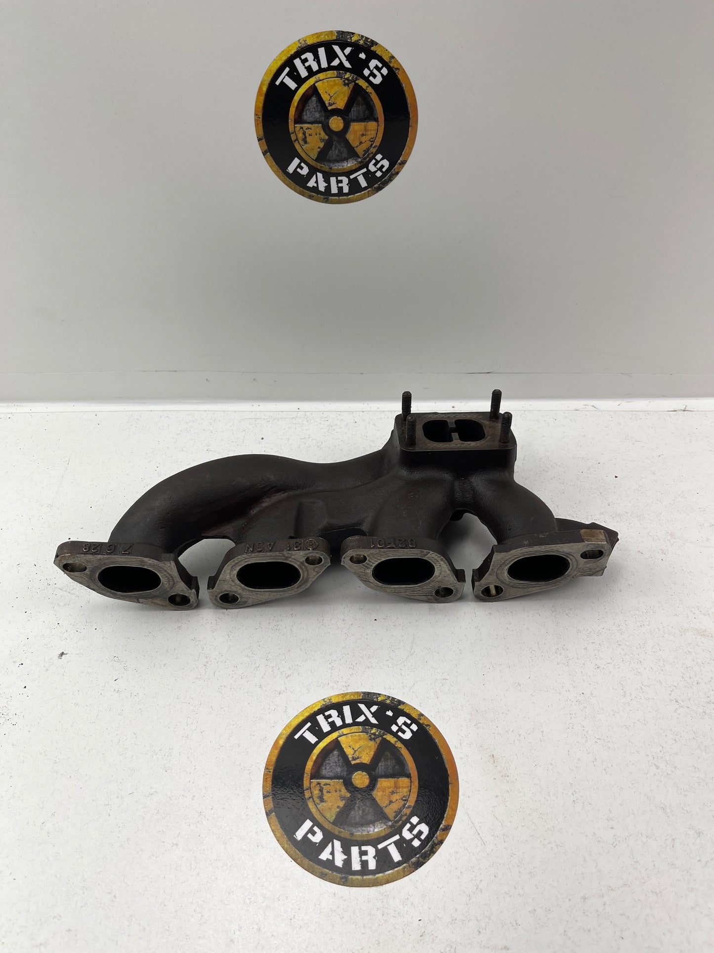 Used Good Condition Exhaust Manifold to Suit S15 Silvia SR20DET Engine