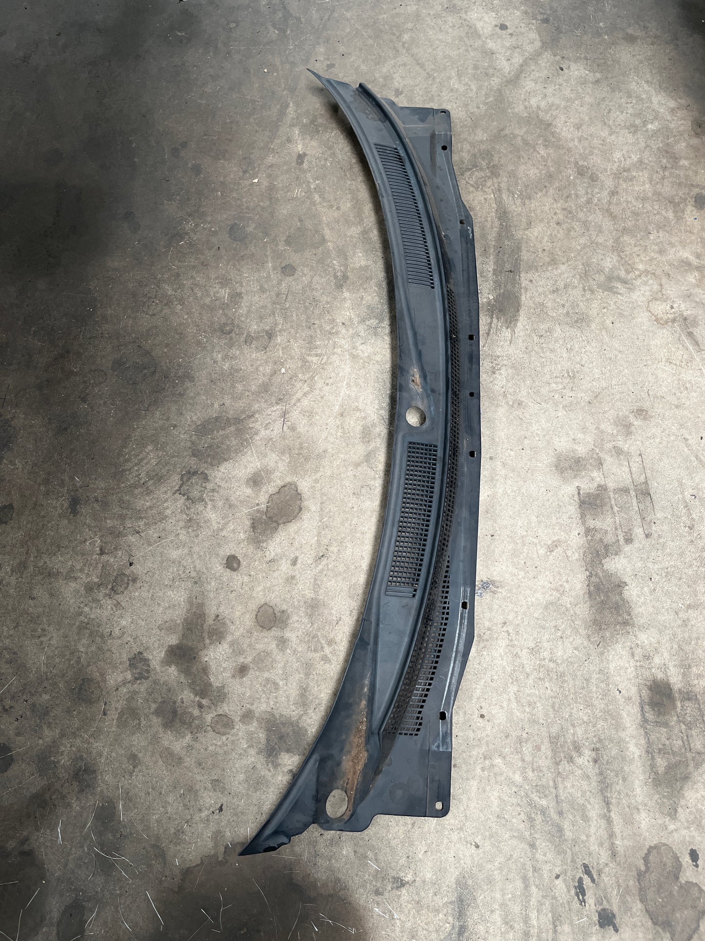 Standard Front Wiper Cowling for R33 Skyline