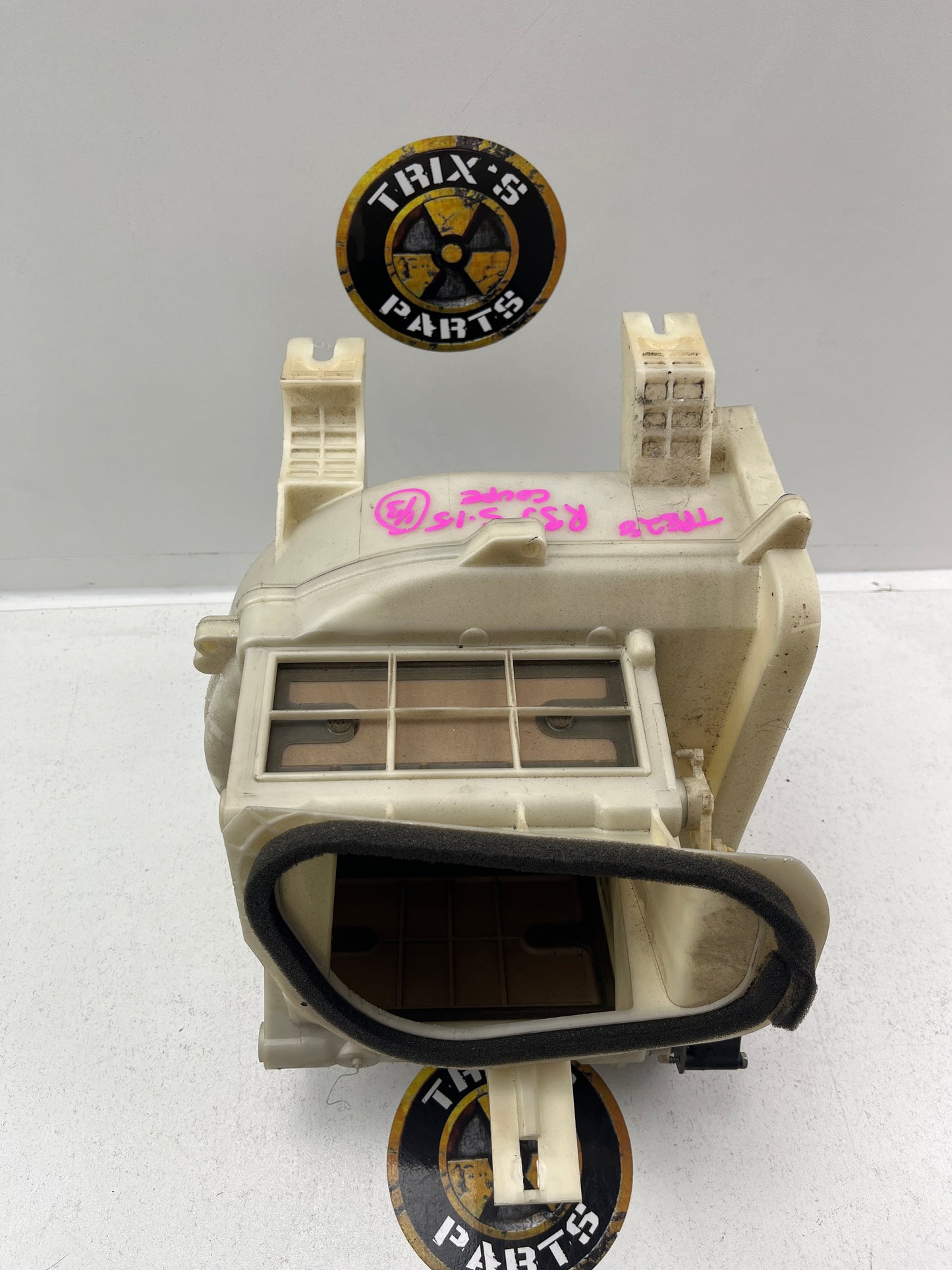 Standard Under Dash Aircon Blower Box for R33 Skyline