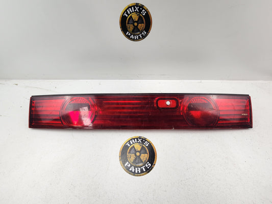 Good condition S14 S2 Red Centre Garnish