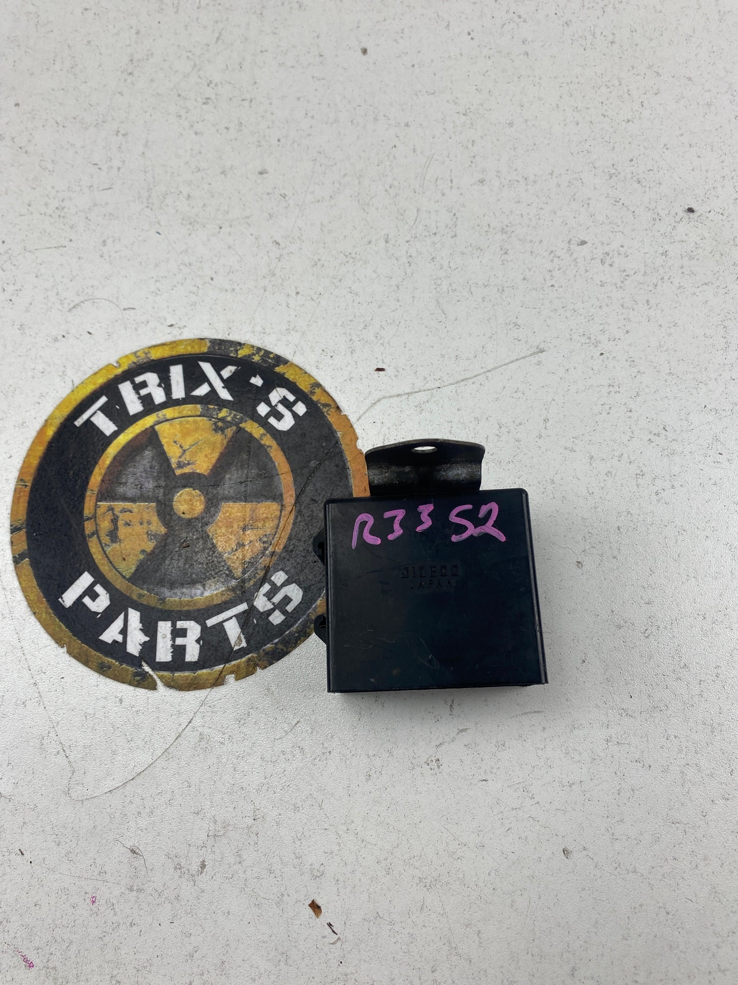 R33 S2 Skyline Wiper Relay