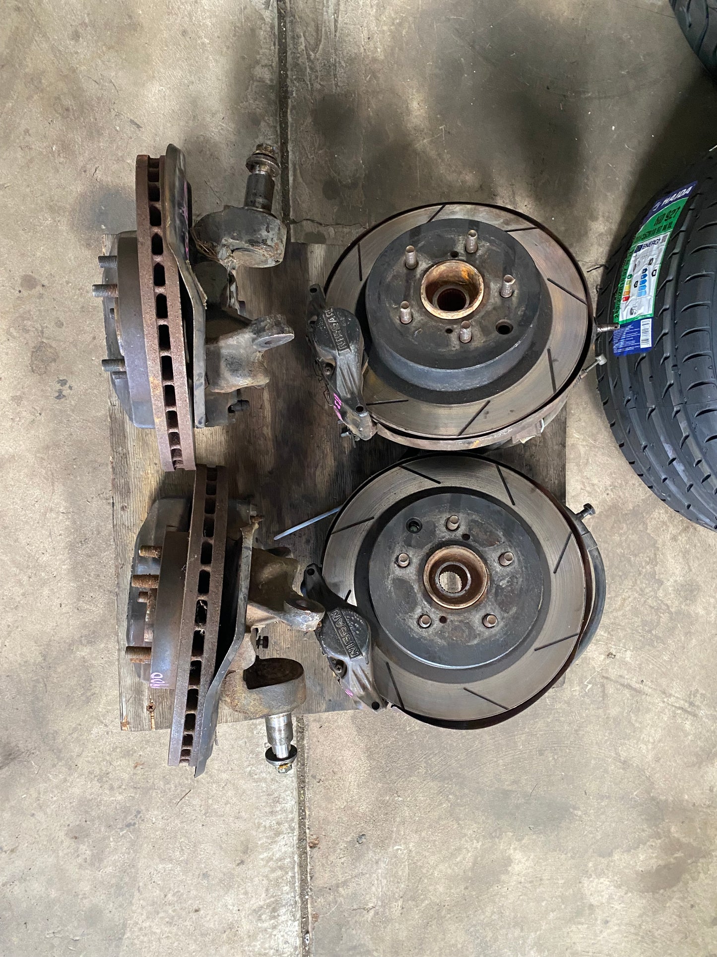R33 5 stud conversion with DET Brakes Fronts only