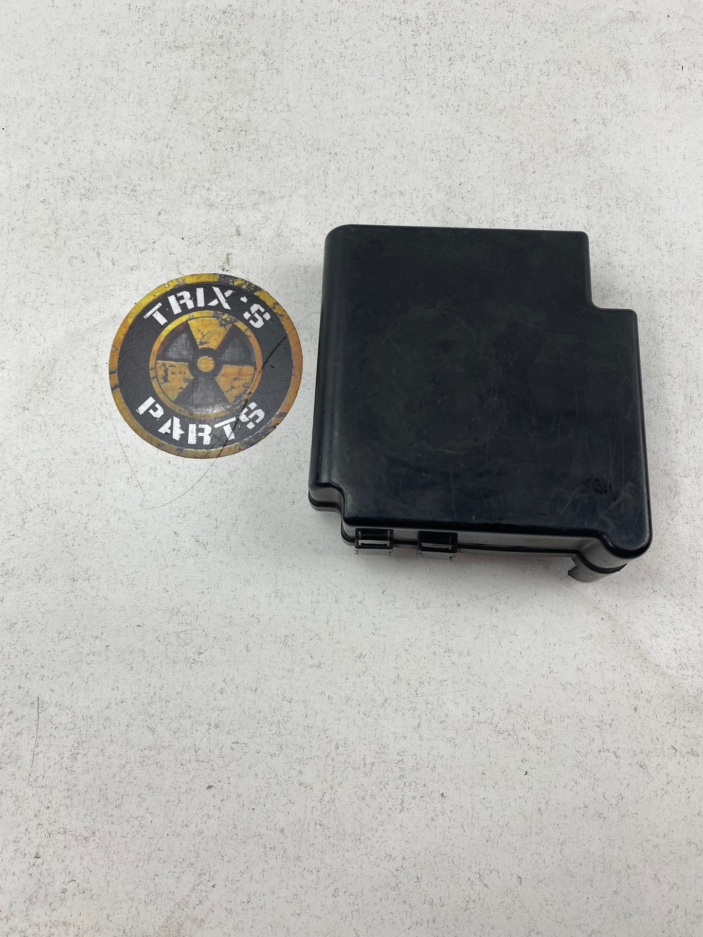 S15 Fusebox Lid