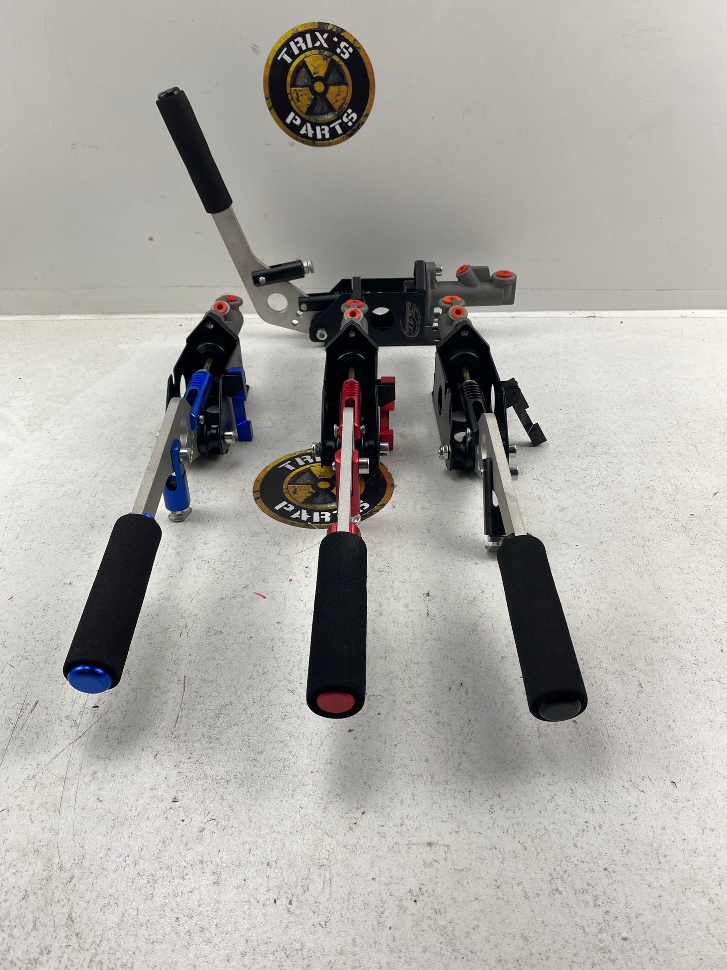 Hydro handbrake