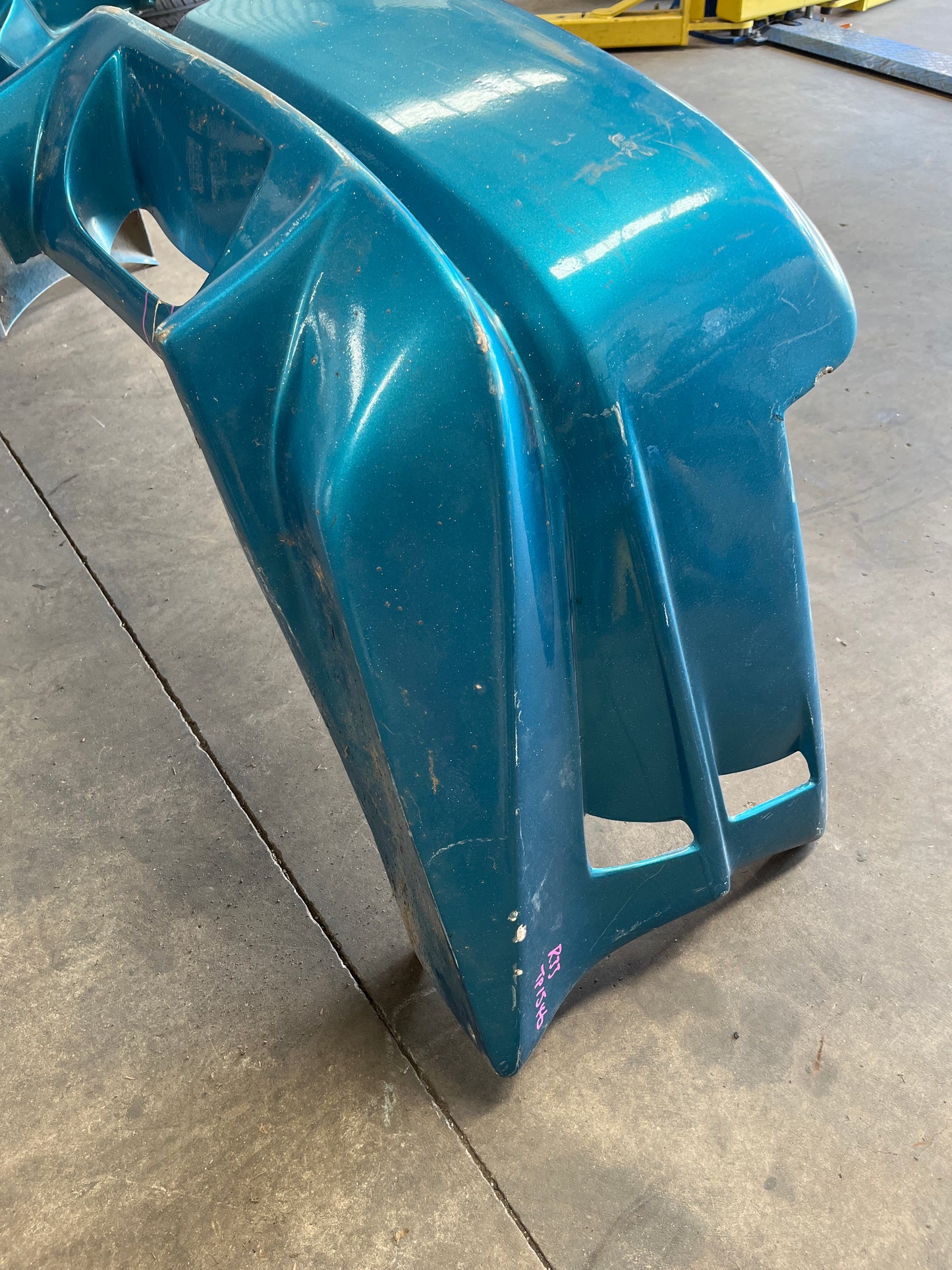 Aftermarket Nissan R33 Skyline Fibreglass Rear Bar