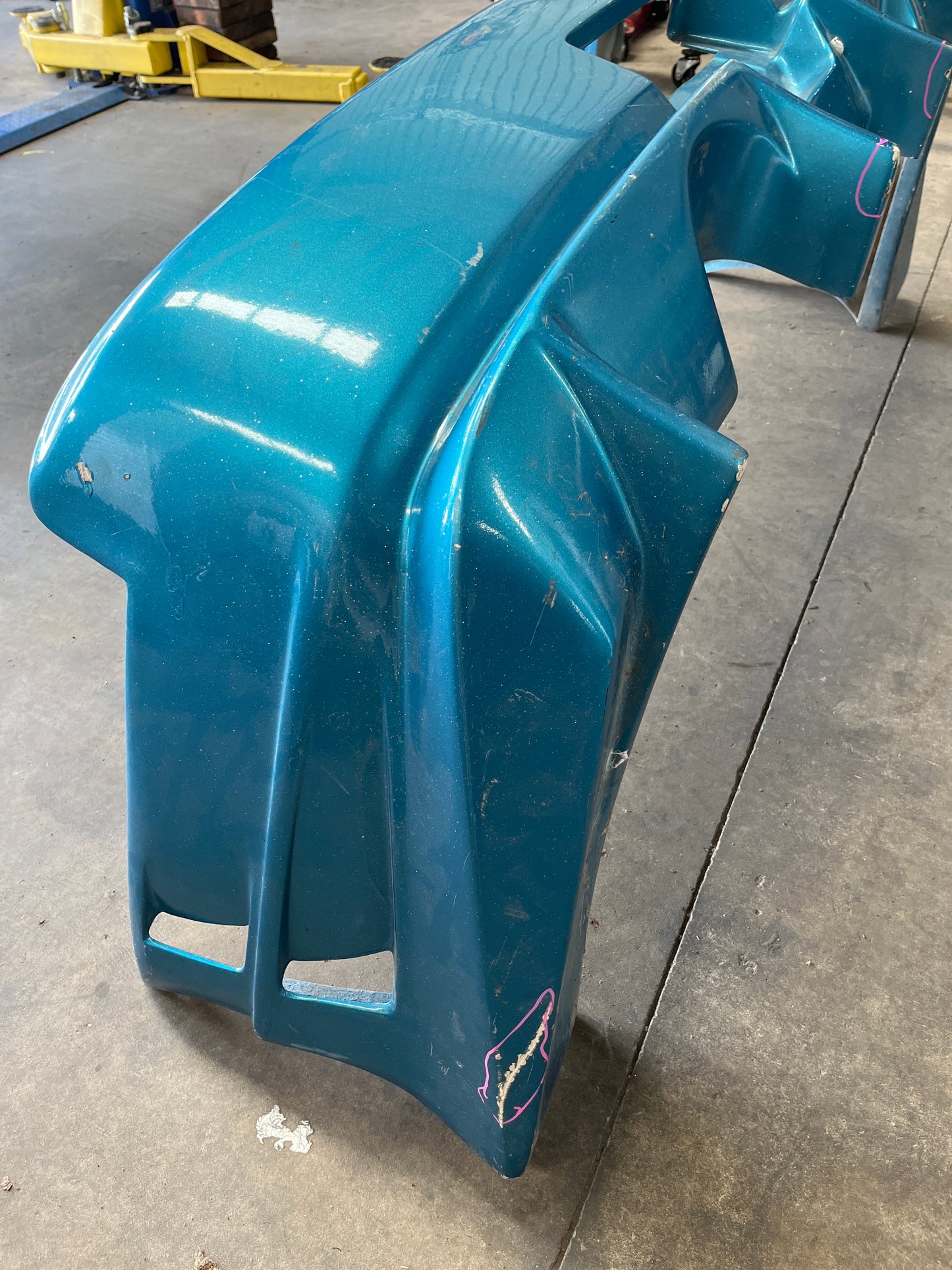 Aftermarket Nissan R33 Skyline Fibreglass Rear Bar
