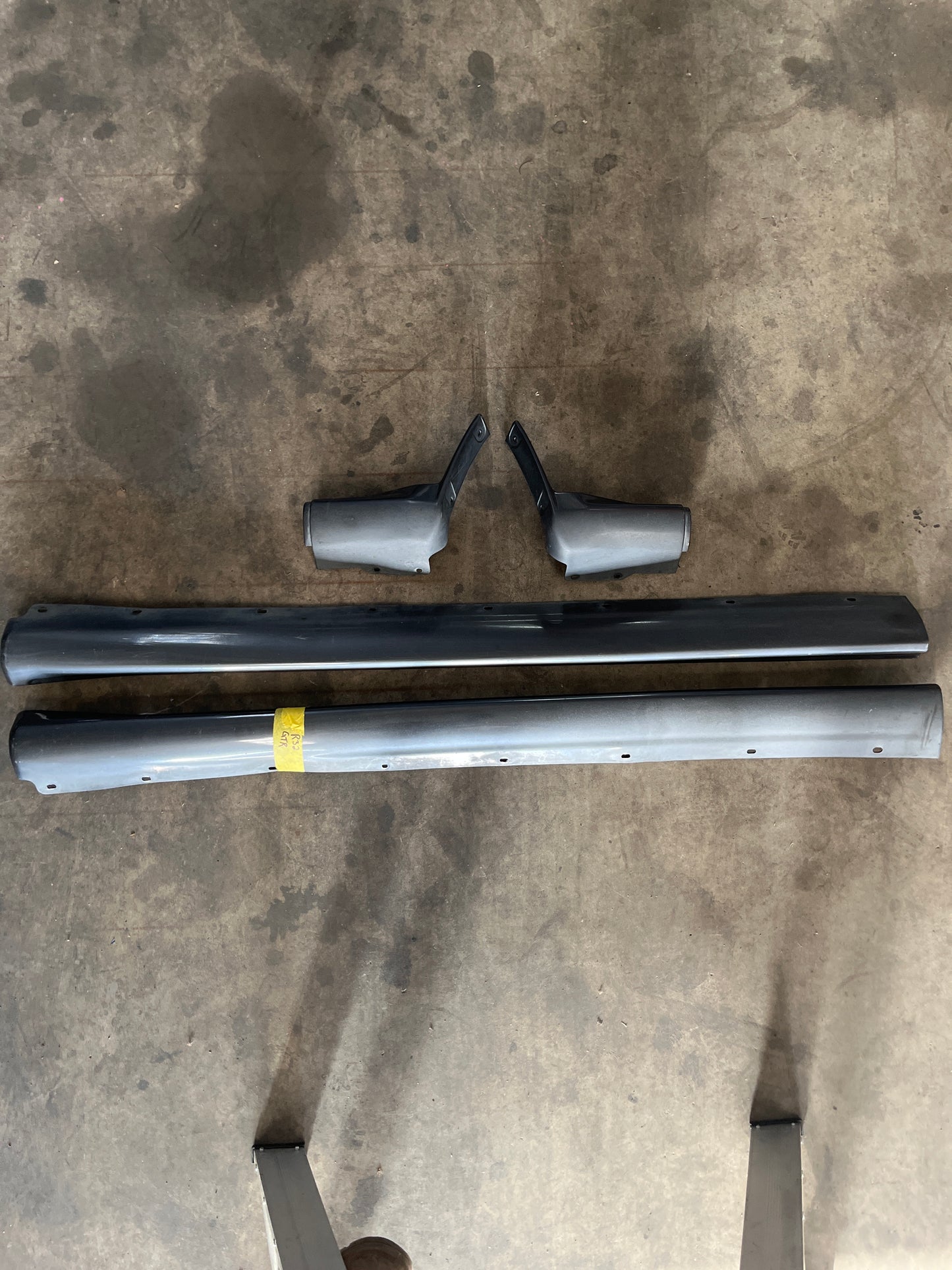 Standard Nissan R32 GTR Skyline 2PC Plastic Side Skirts Pair