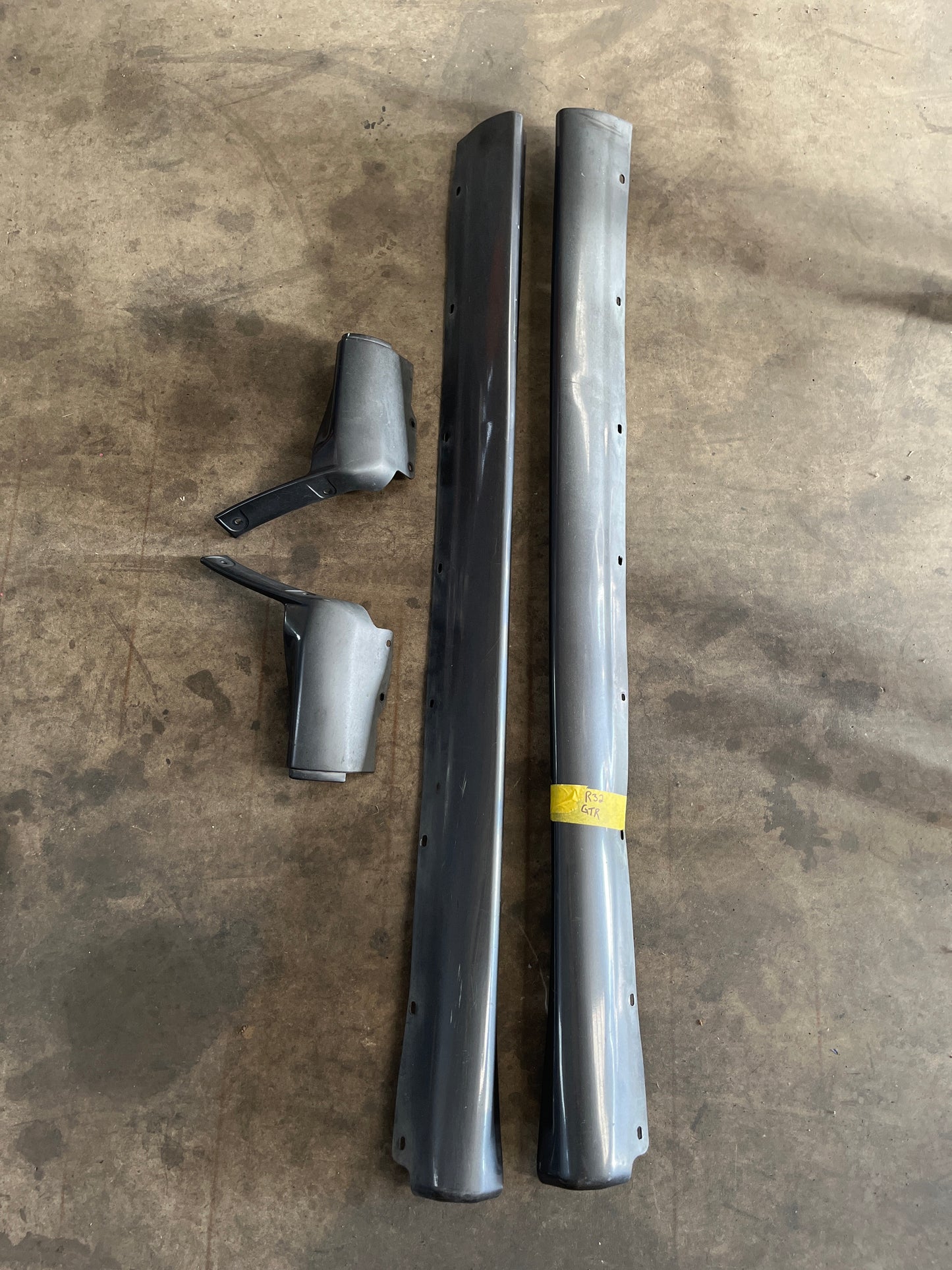 Standard Nissan R32 GTR Skyline 2PC Plastic Side Skirts Pair