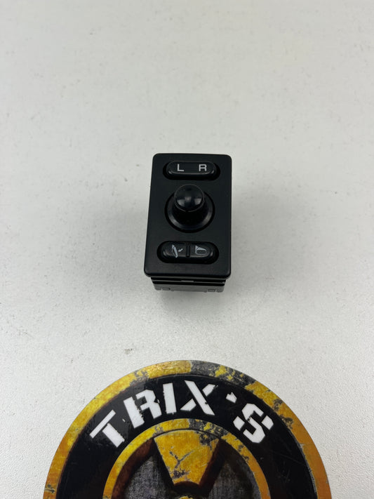 R33 S2 Coupe Mirror Switch Only, Driver Side, Grade B