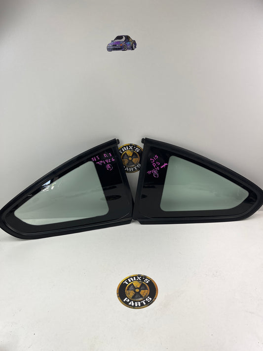 Rear Quarter Glass With Rubber Pair, S15 Silvia