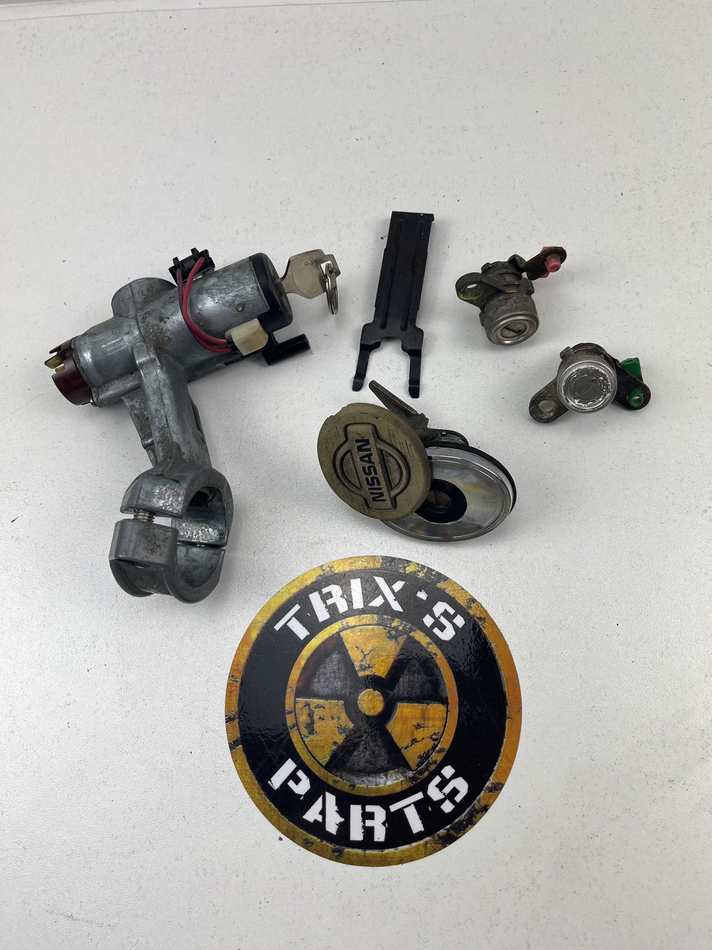 Full Lock and Key Set - Keyed Alike R33 S2 Skyline