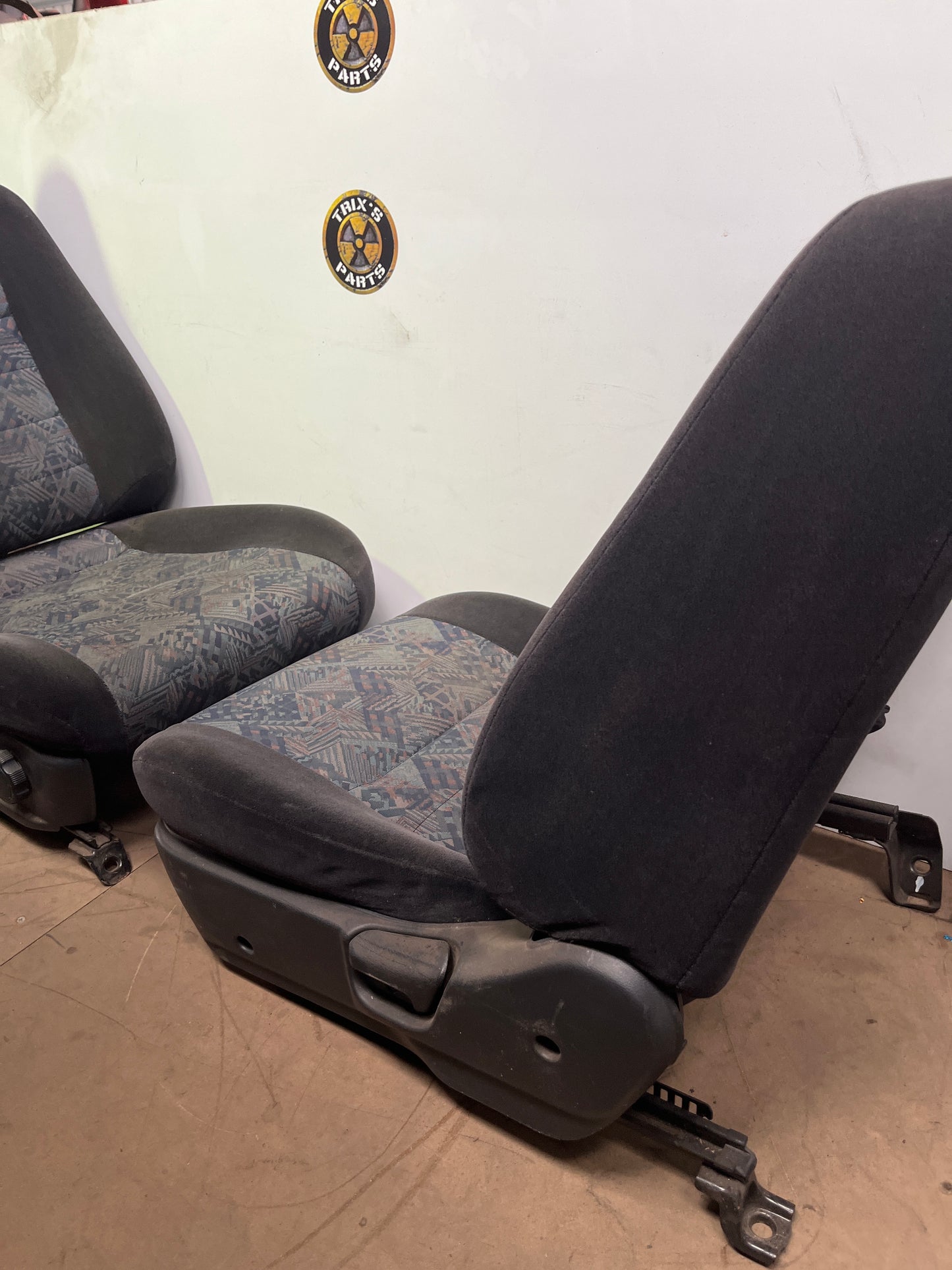 Standard Front Seats With Rails Pair - S1 C34 Stagea