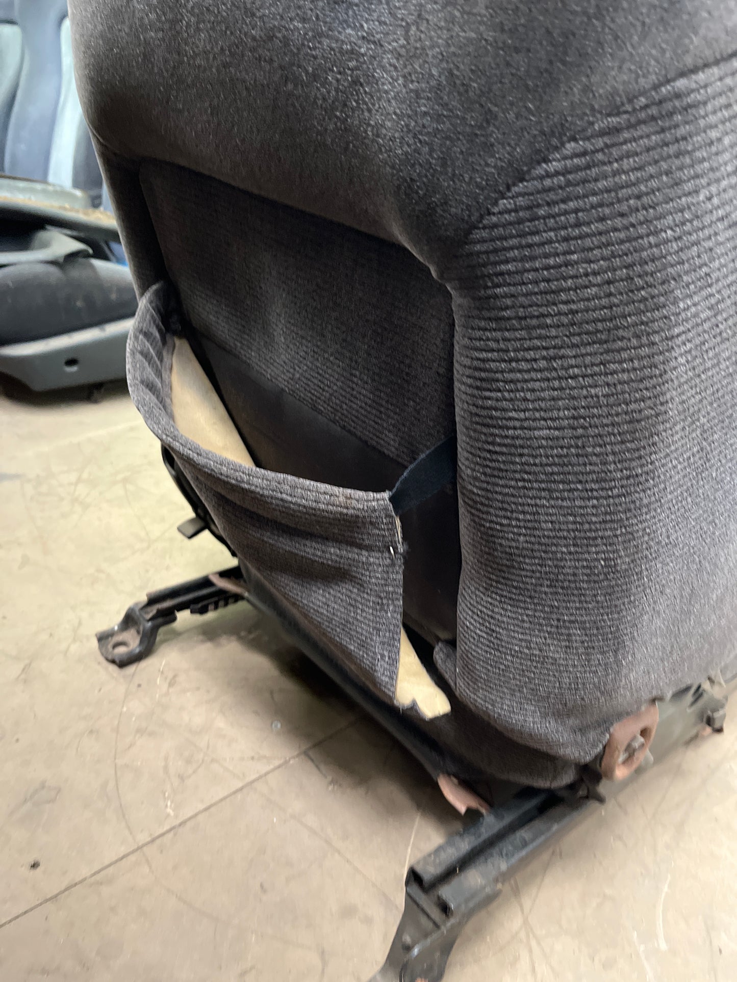Standard Front Seat With Rail Passenger Side - R32 M spec Skyline