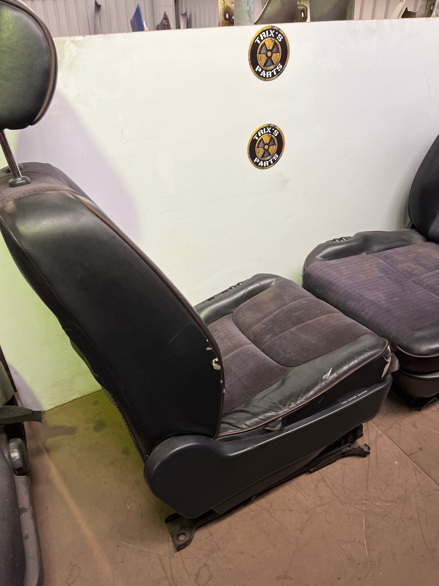 Standard Front Seats With Rails Pair - V35 Skyline Sedan