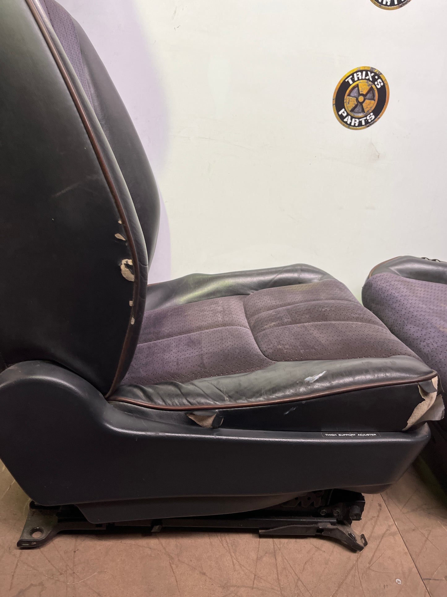 Standard Front Seats With Rails Pair - V35 Skyline Sedan