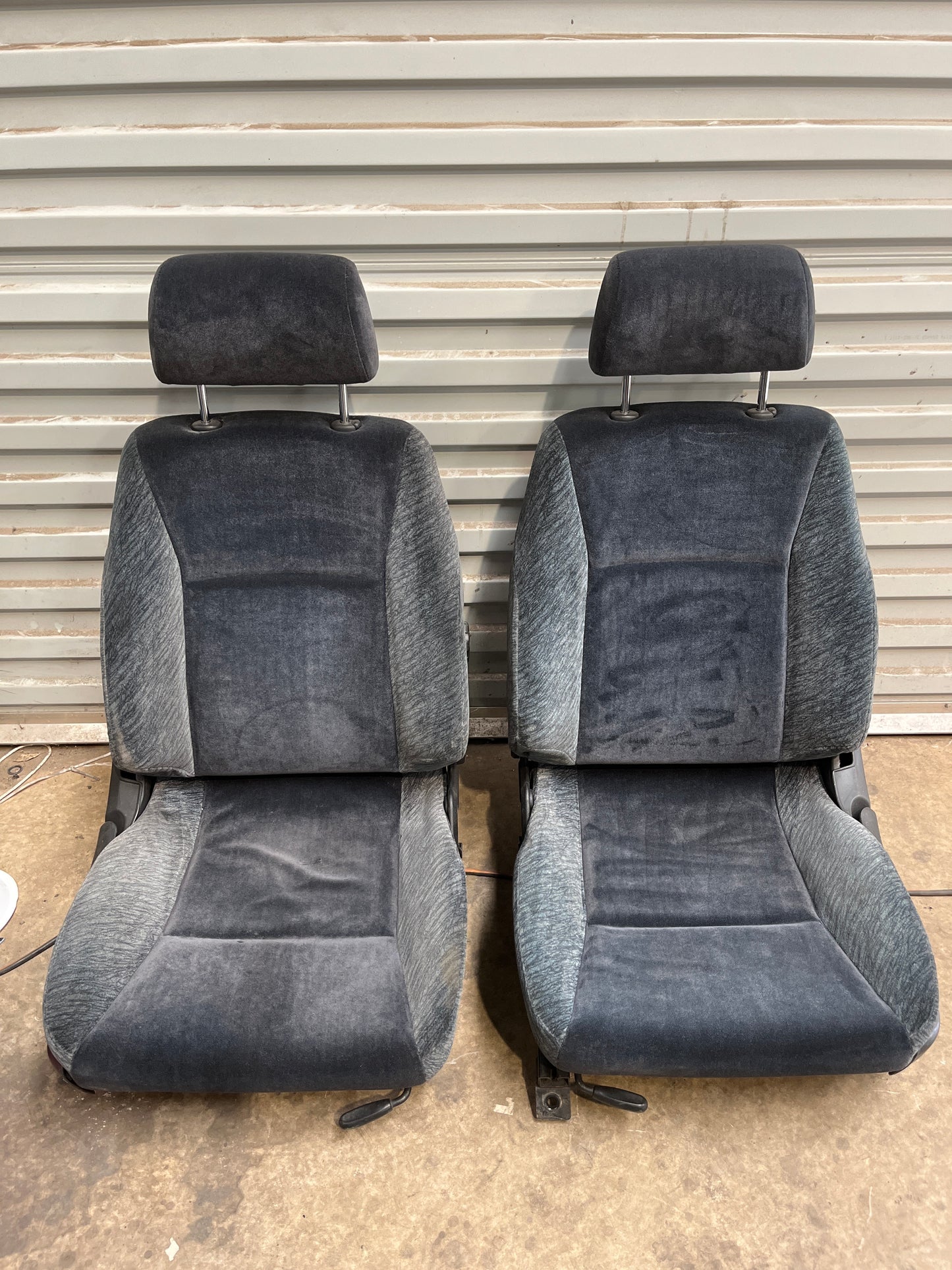 Standard Front Seats With Rails Pair - R33 S1 Skyline