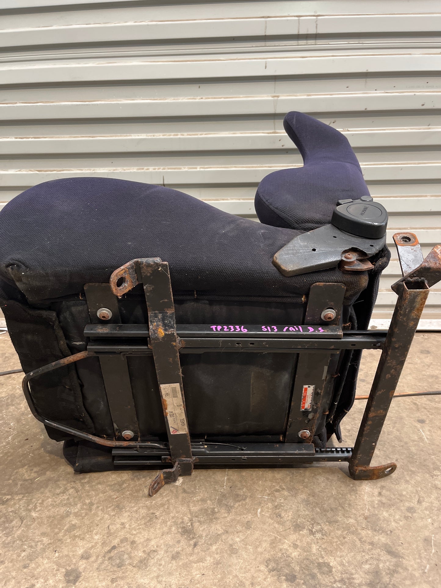 Genuine Bride Brix 1.5 Seat With Genuine Bride S Chassis Drivers Rail