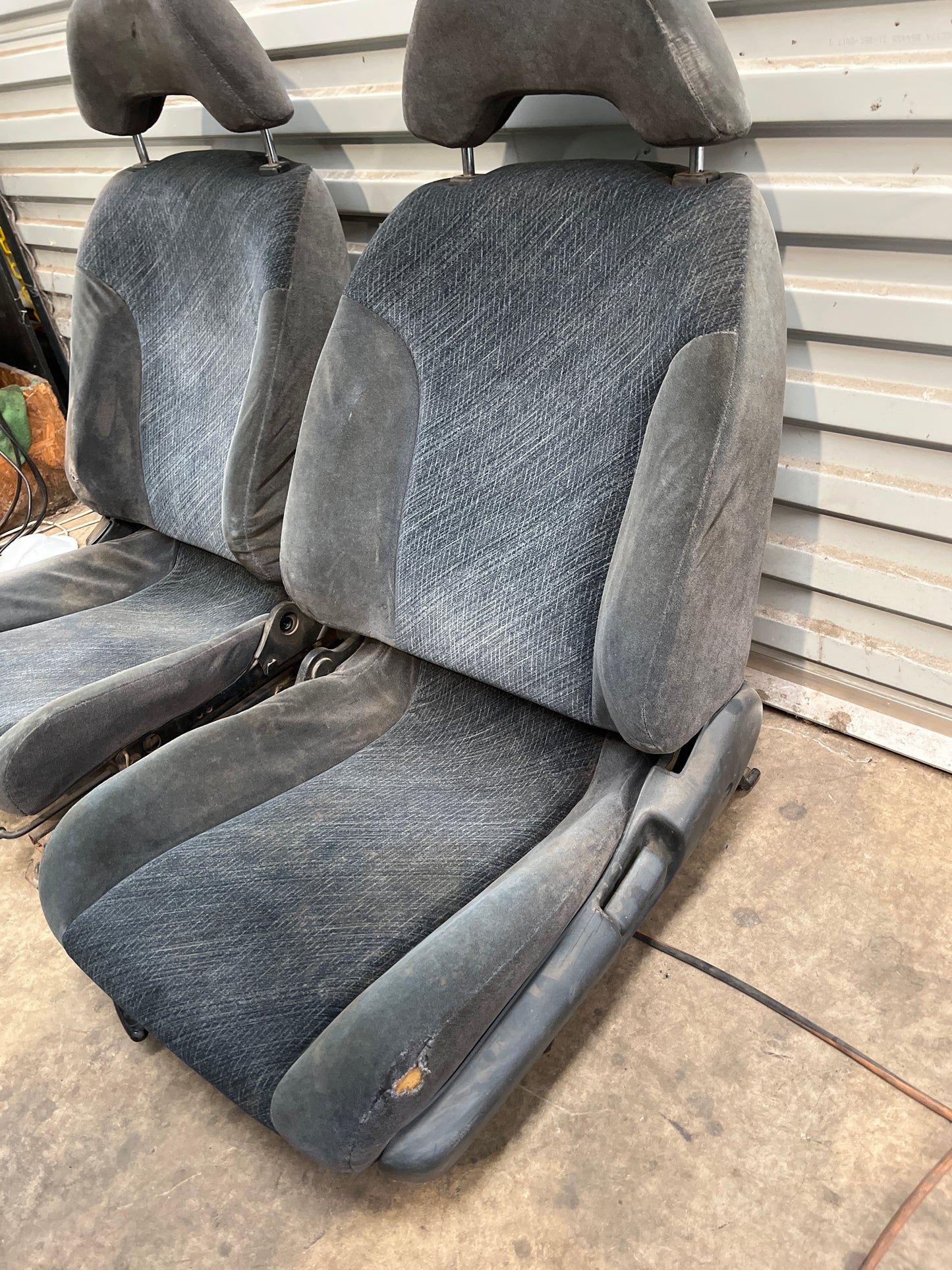 Standard Front Seats With Rails Pair - R32 Skyline