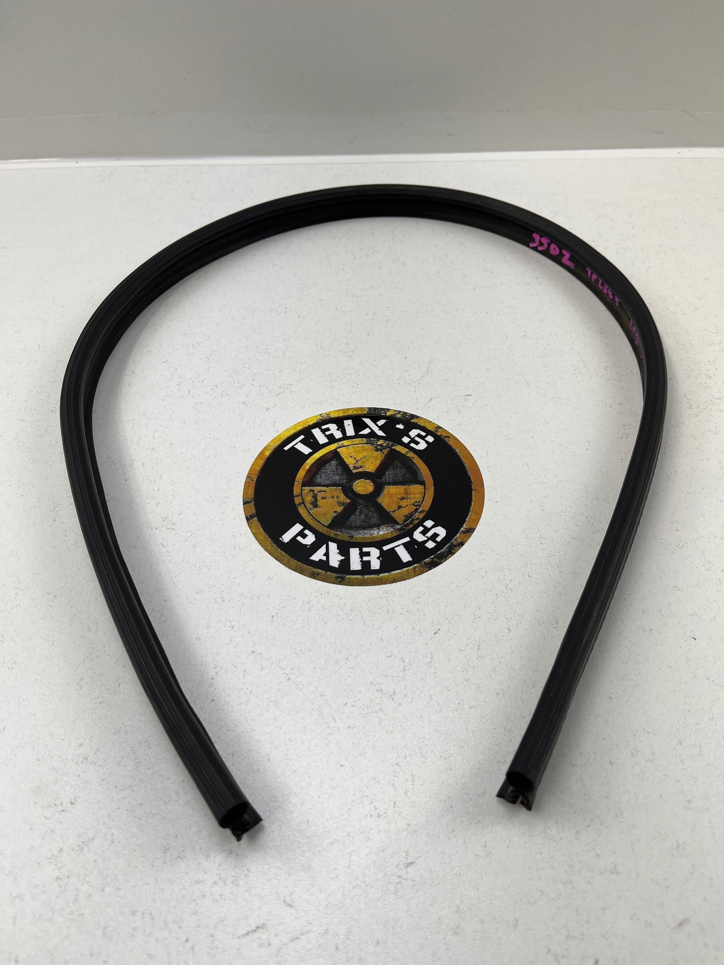 Used Rubber Back of Firewall Engine Bay Cowling Seal For 350Z