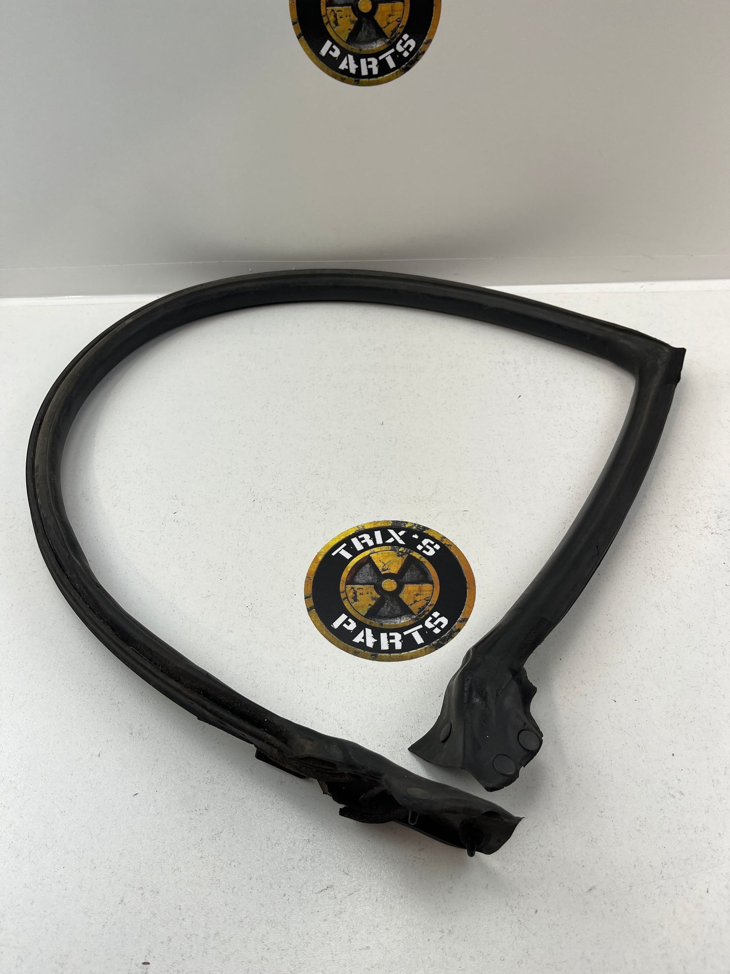 Used Rubber Passenger Side Door Seal For R33 Coupe
