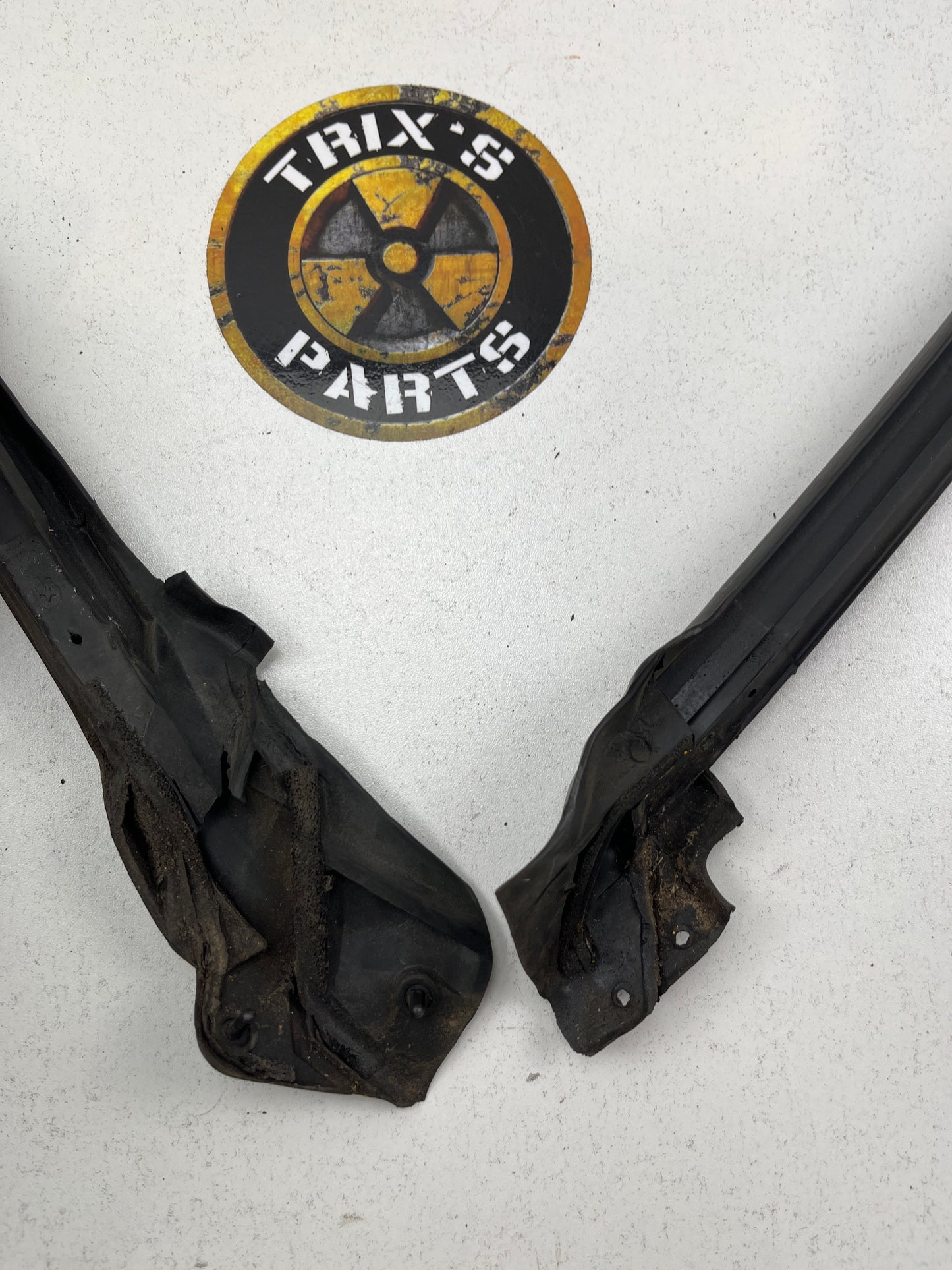 Used Rubber Driver Side Door Seal For R33 Coupe