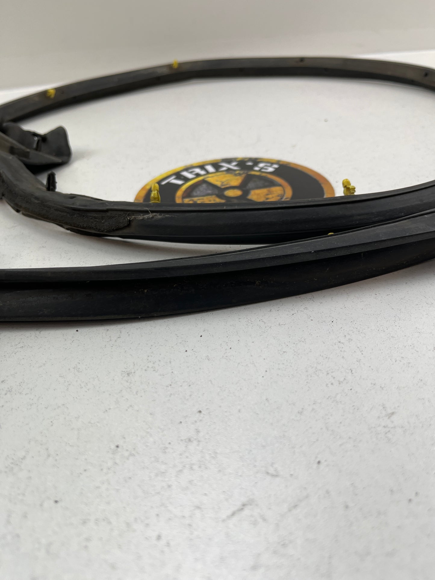 Used Driver Side Door Shell Rubber (Split) and Clips For S14 Silvia