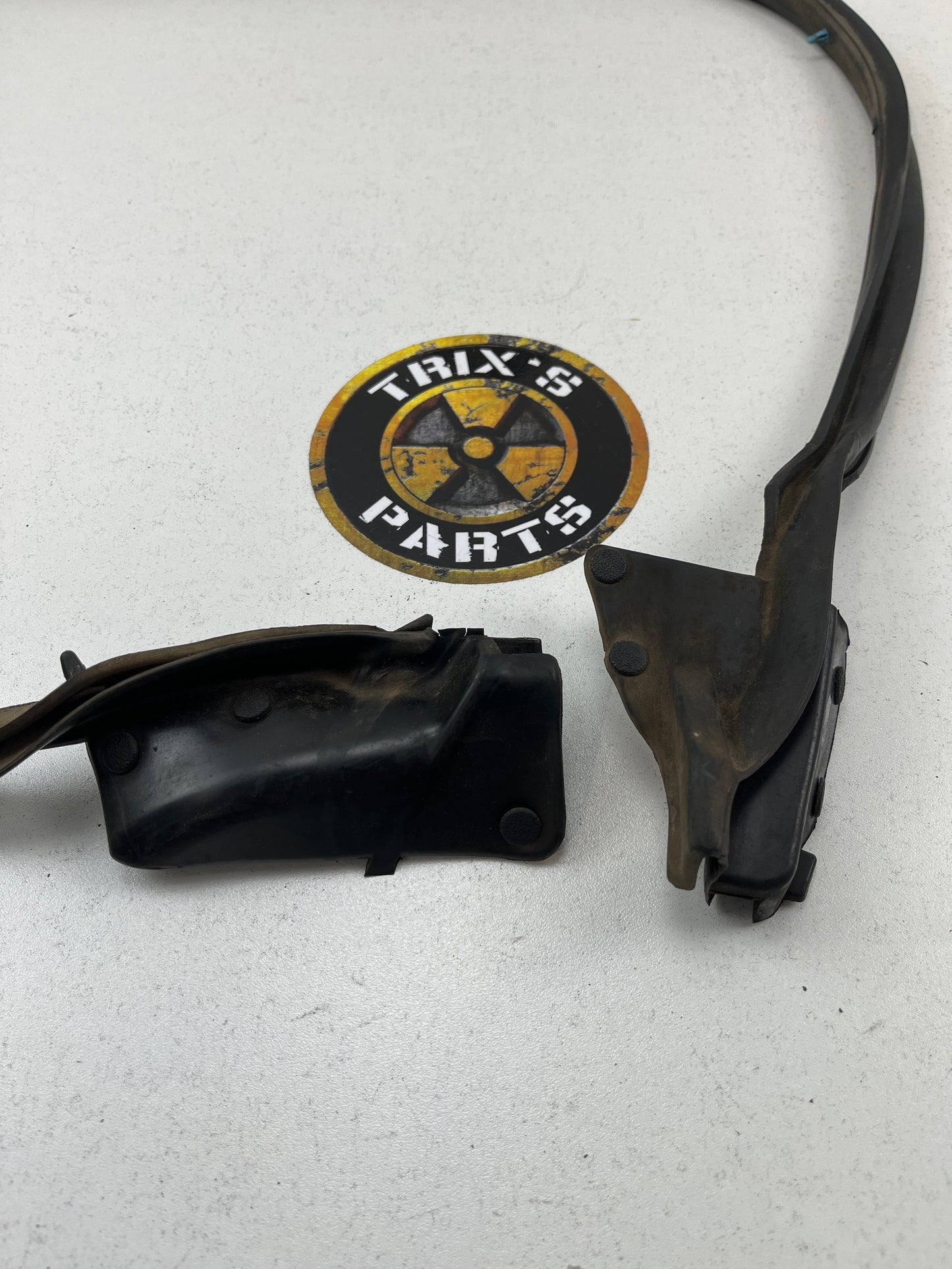 Used Rear Passenger Side Door Shell Rubber and Clips For C34 Stagea