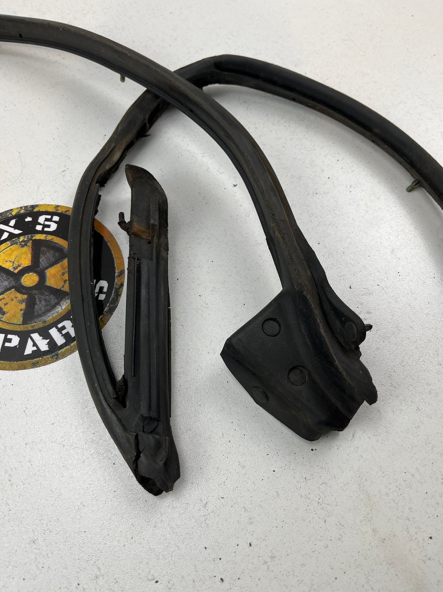 Used Passenger Side Door Shell Rubber (Split) and Clips For S13 Silvia