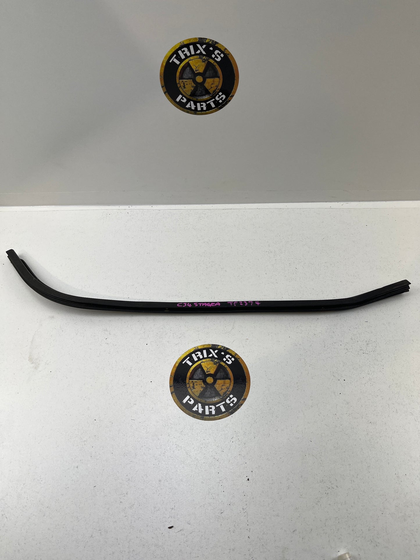 Used Rubber And Pinch Mould - Yellow Dot Door Seal For C34 Stagea