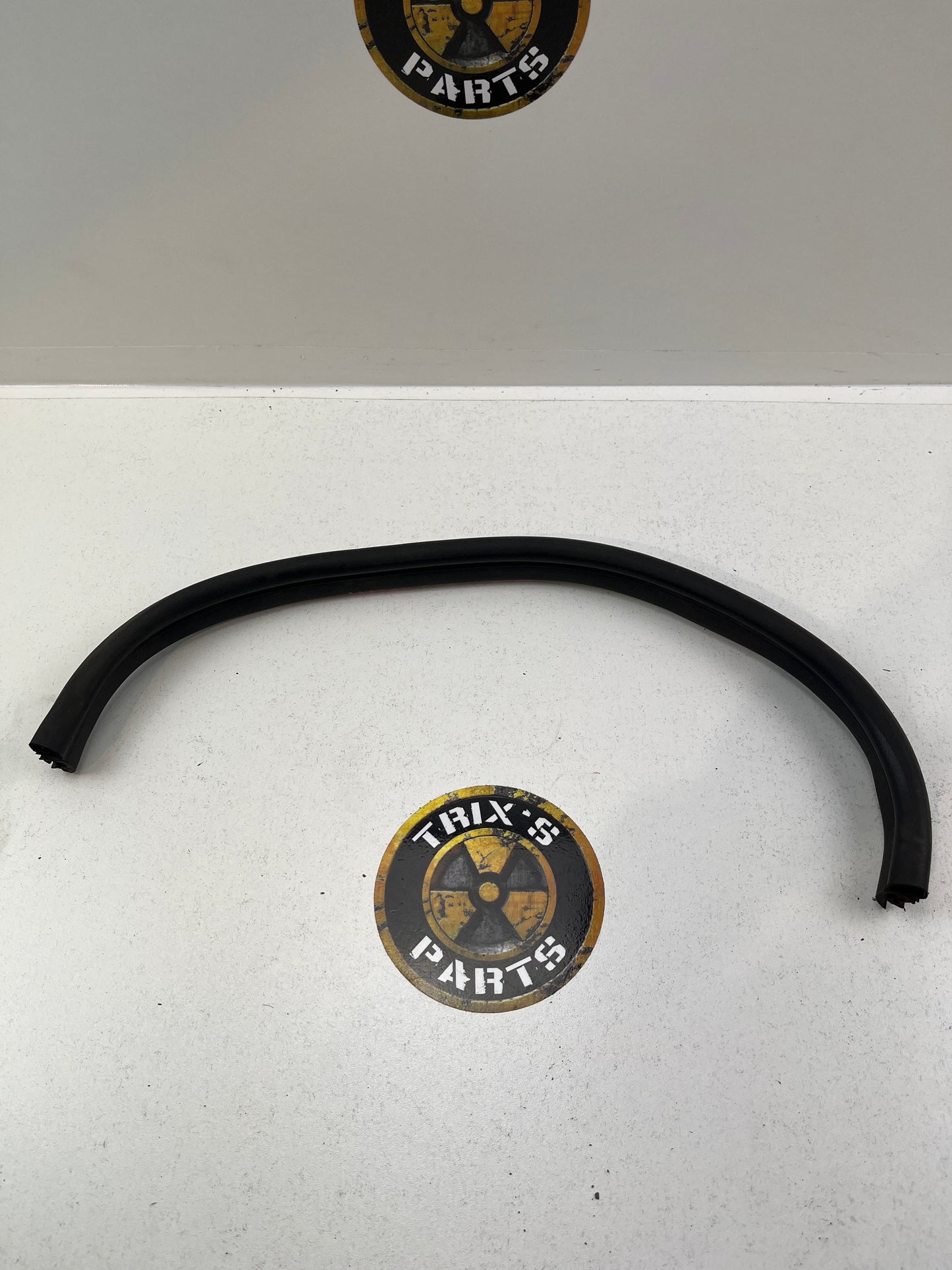 Used Rubber And Pinch Mould - Curve Piece Door Seal For C34 Stagea