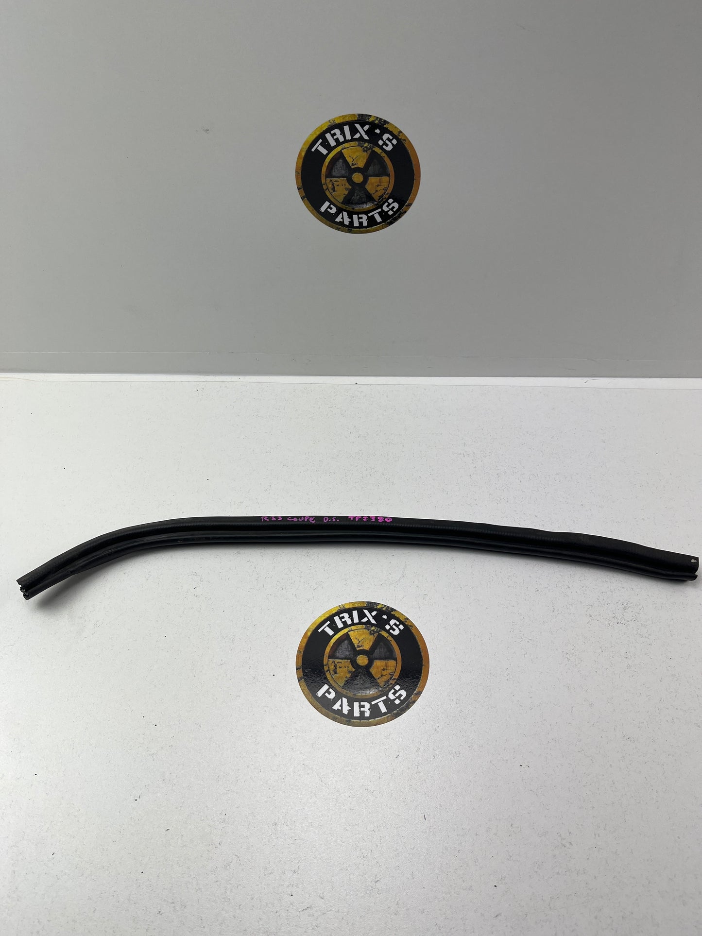 Used Rubber and Pinch Mould Driver Side Door Seal - White Dot For R33 Coupe