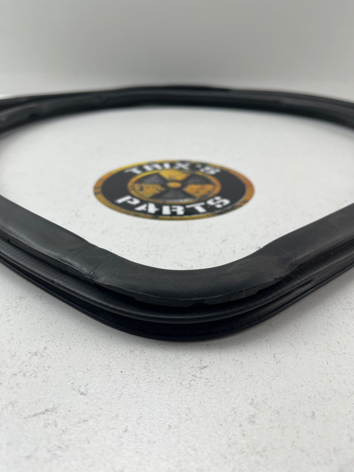 Used Rubber And Pinch Mould - Front Passenger Side Door Seal For R33 S2 Skyline Sedan