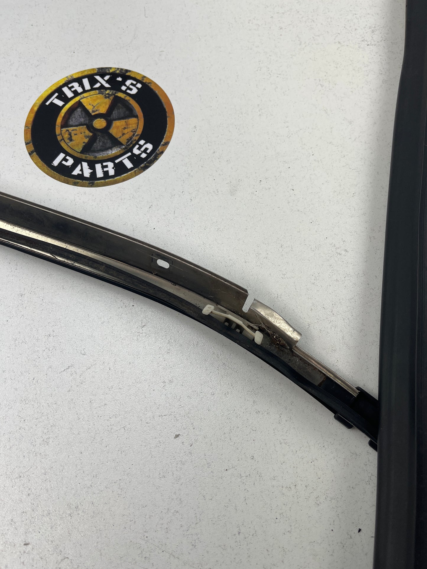 Used Rubber And Metal Weather Strip - Driver Side Door Seal For R33 Skyline Sedan