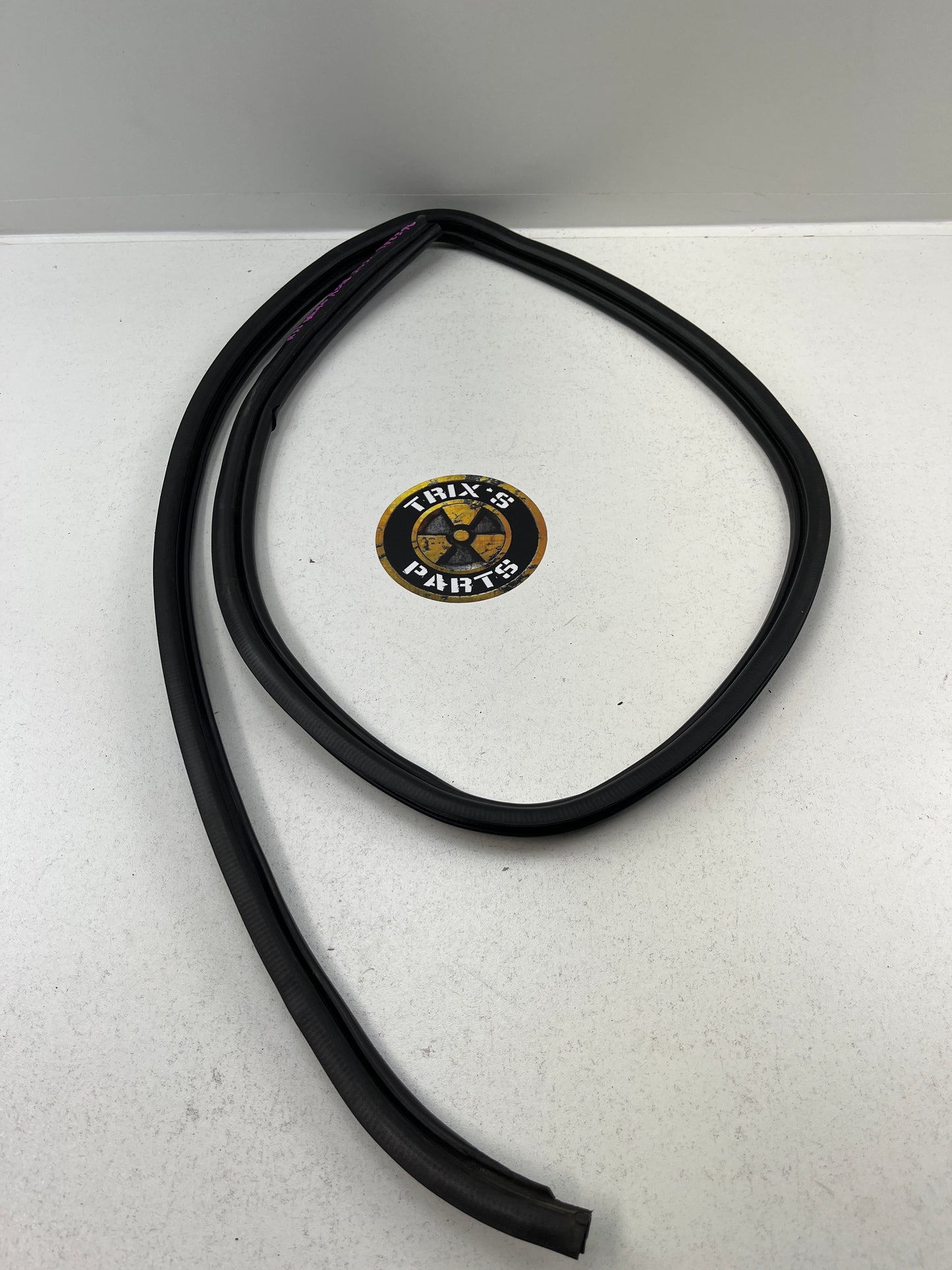 Used Rubber And Pinch Mould - Rear Driver Side Door Seal (Split) For R33 Skyline Sedan