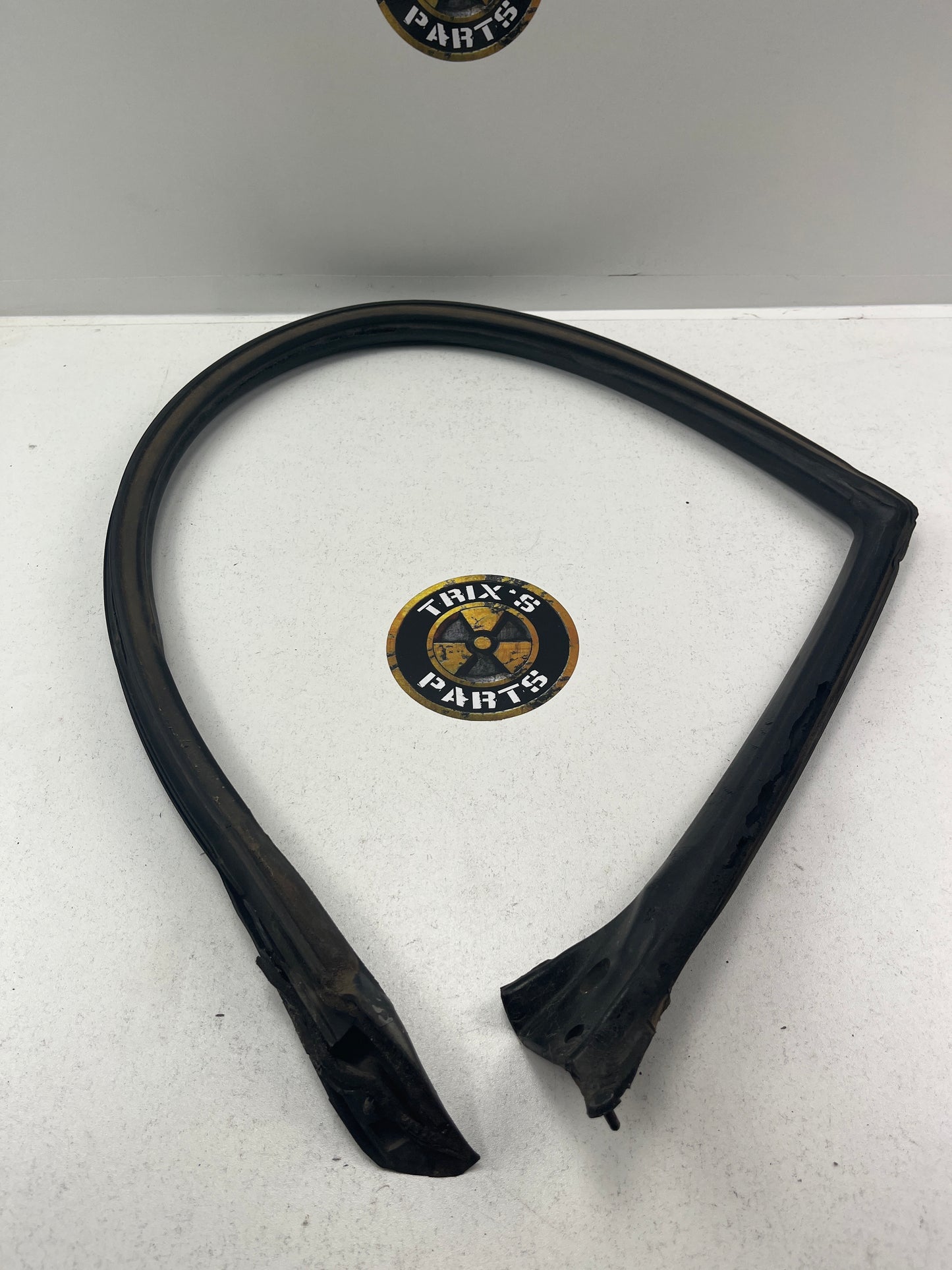 Used Passenger Side Door Rubber For R32 Skyline Coupe