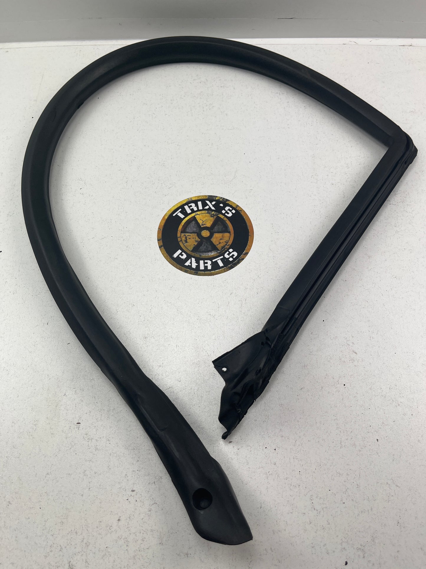 Used Driver Side Door Rubber For R32 Skyline Coupe