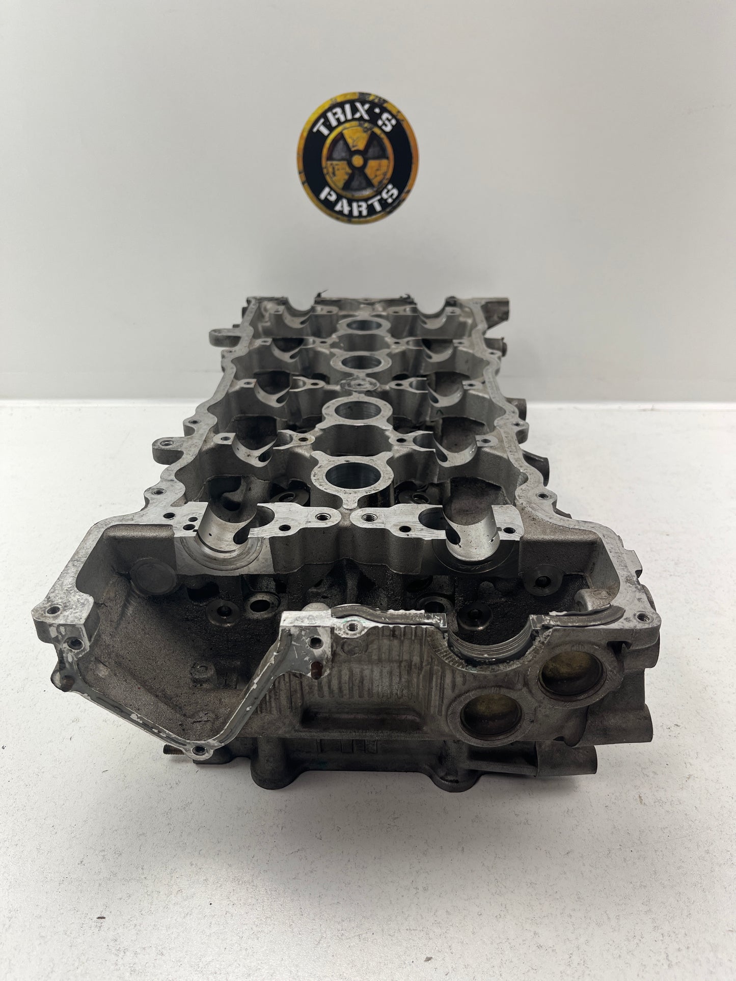 Used Good Condition Head SR20DET VCT with Valves and Springs
